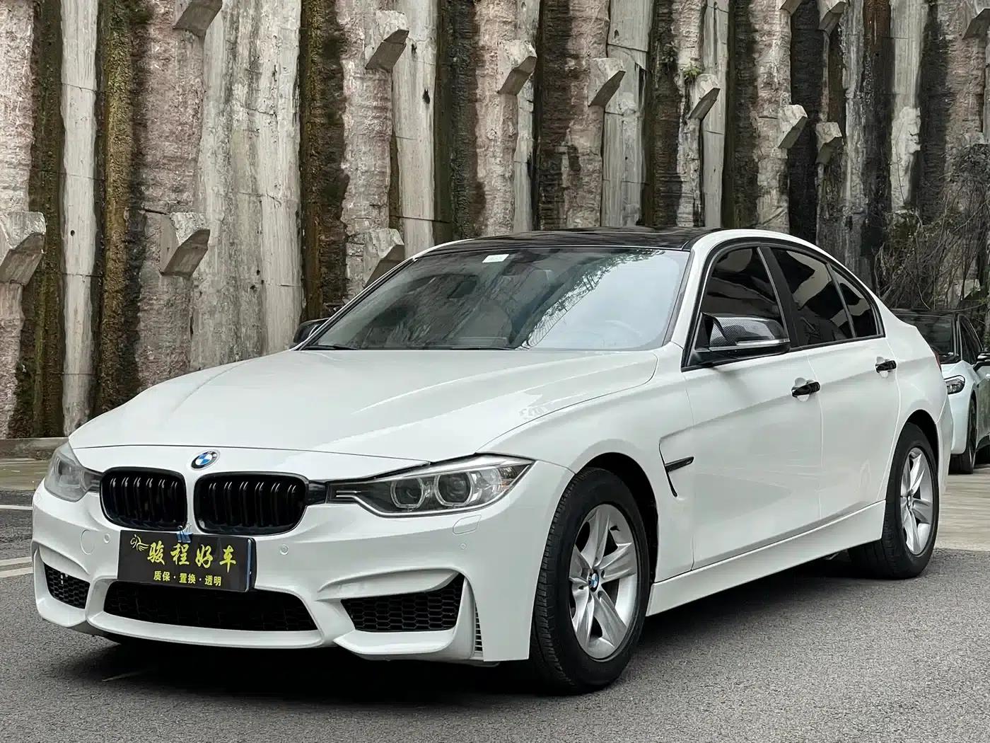 BMW 3 Series 2015 320i Fashion Edition — миниатюра 1