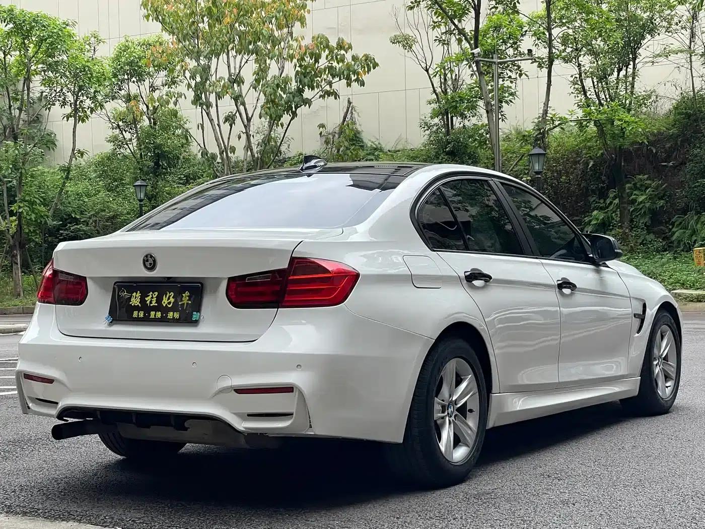 BMW 3 Series 2015 320i Fashion Edition — миниатюра 8