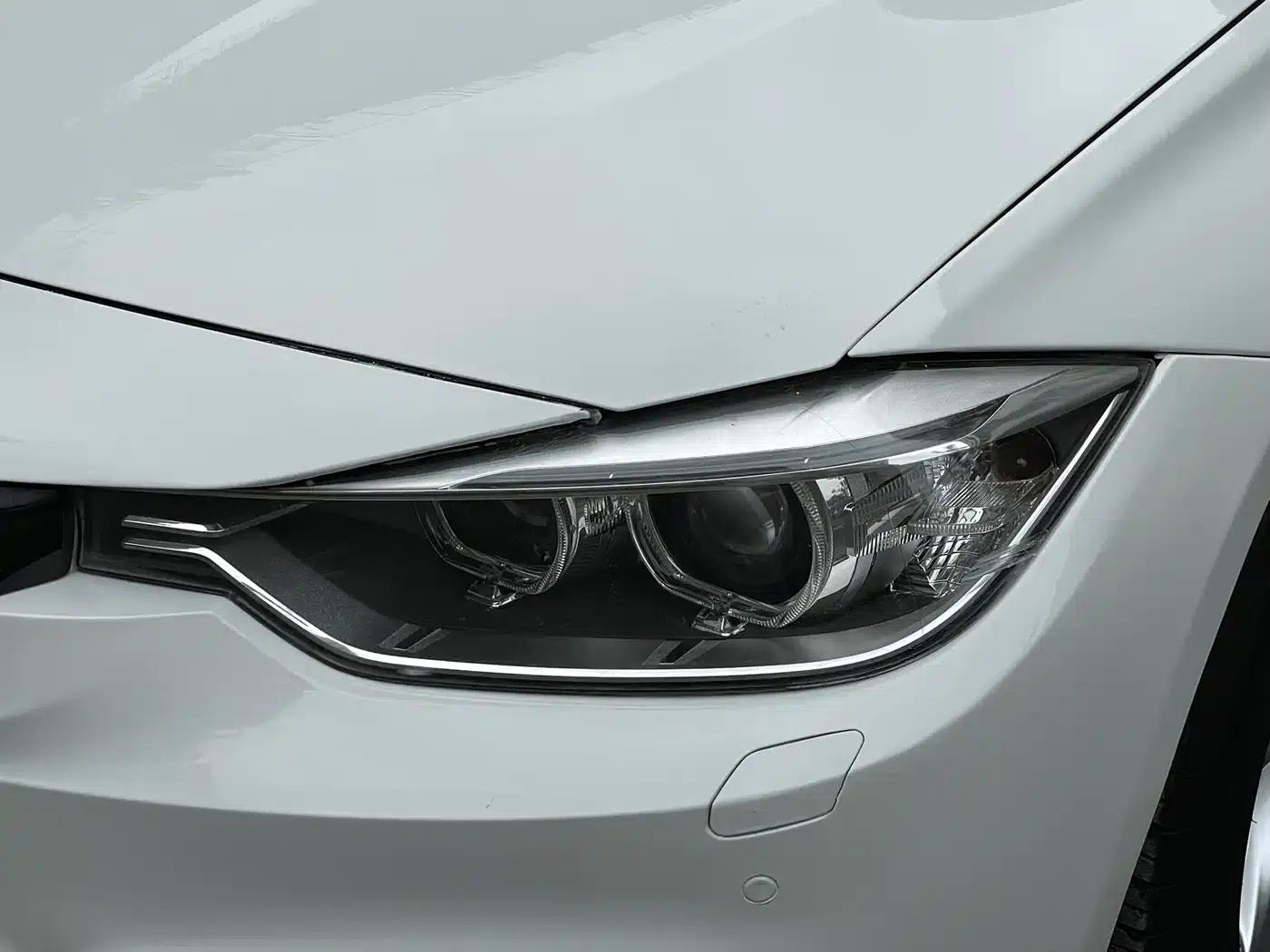 BMW 3 Series 2015 320i Fashion Edition — миниатюра 9