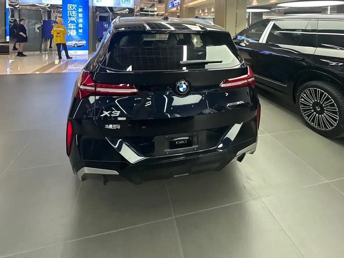 BMW X3 2025 xDrive30L Leading Edition M Sport Package — миниатюра 4
