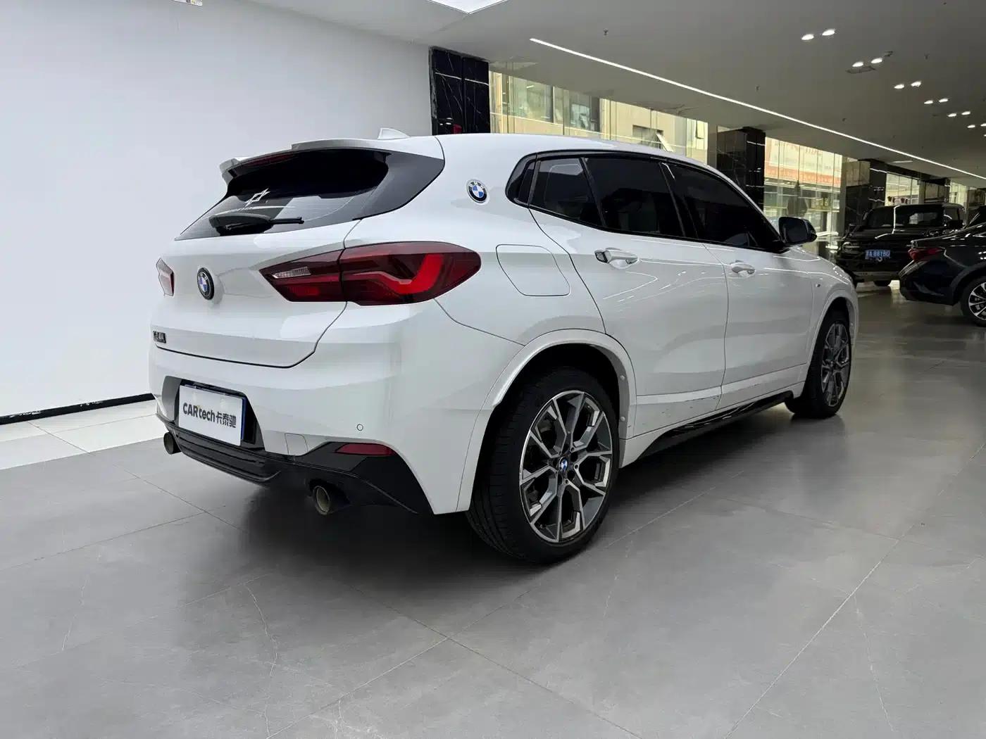 BMW X2 2021 sDrive25i Leading M Sport Package — миниатюра 3