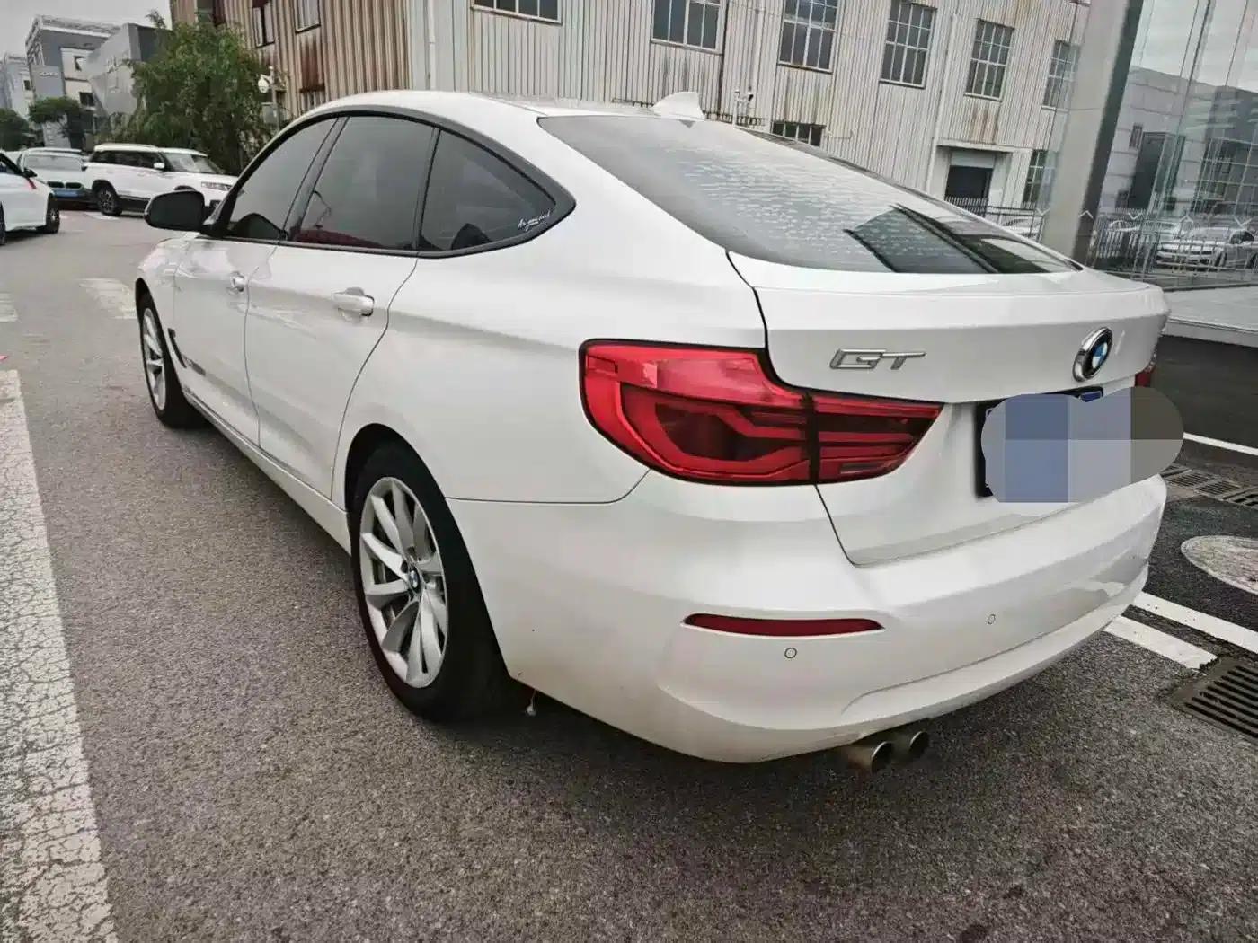 BMW 3 Series GT 2018 320i Fashion Edition — миниатюра 3