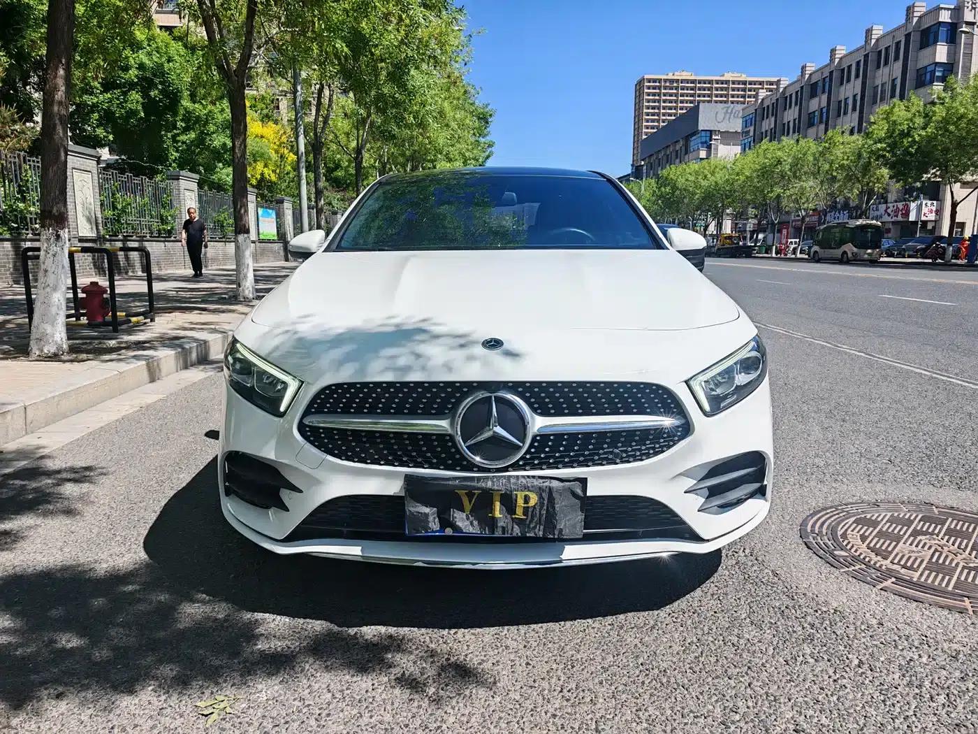 Mercedes-Benz A-Class 2021 A 200 L Sport Sedan Fashion Edition — миниатюра 2