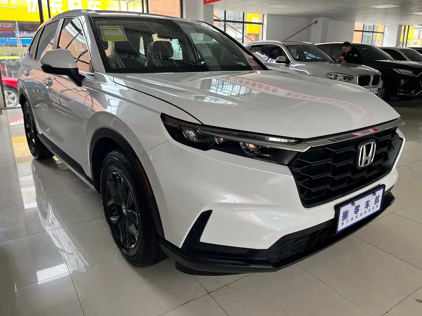 Honda CR-V 2026 Global 30th Anniversary Edition 240TURBO 2WD Vitality Version — миниатюра 3