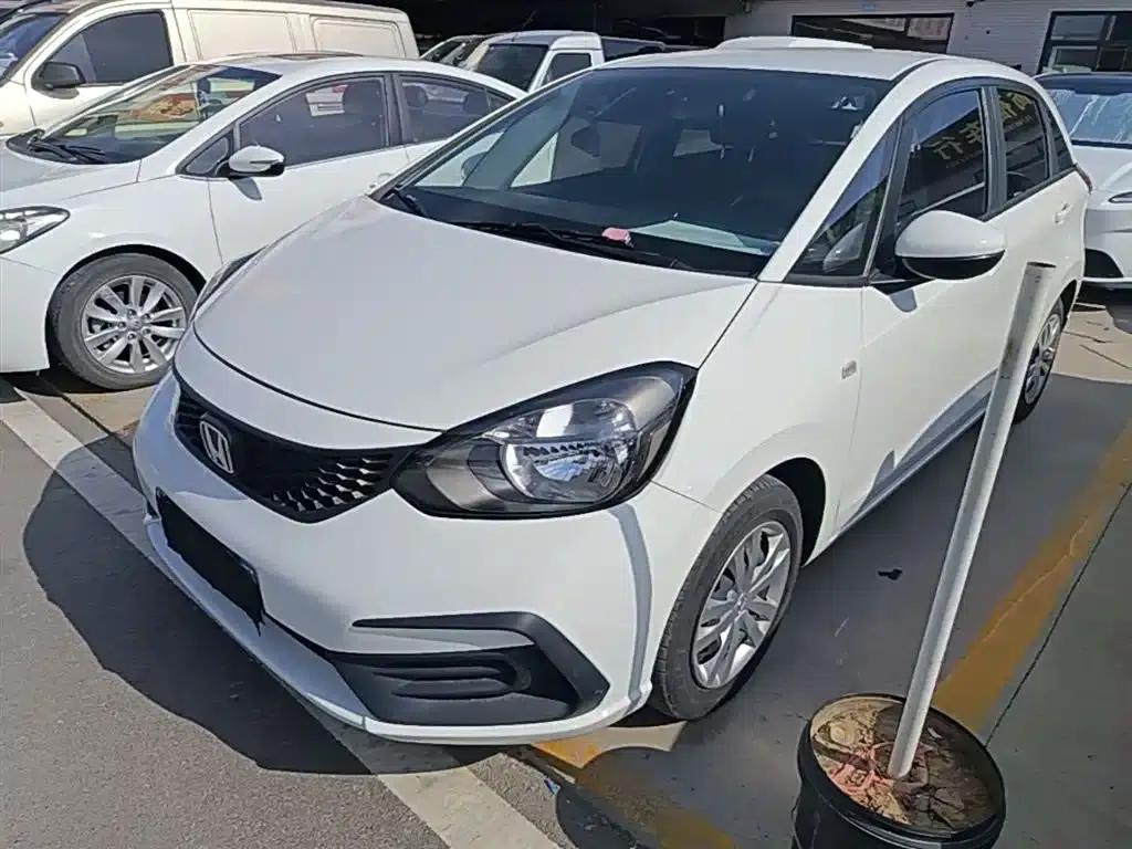 Honda Fit 2021 1.5L CVT Trend Edition — миниатюра 2