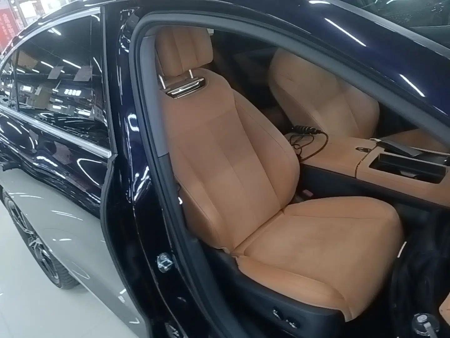 VOYAH PASSION 2024 PHEV Four-Wheel Drive Ultra-Long Range Flagship Model — миниатюра 23