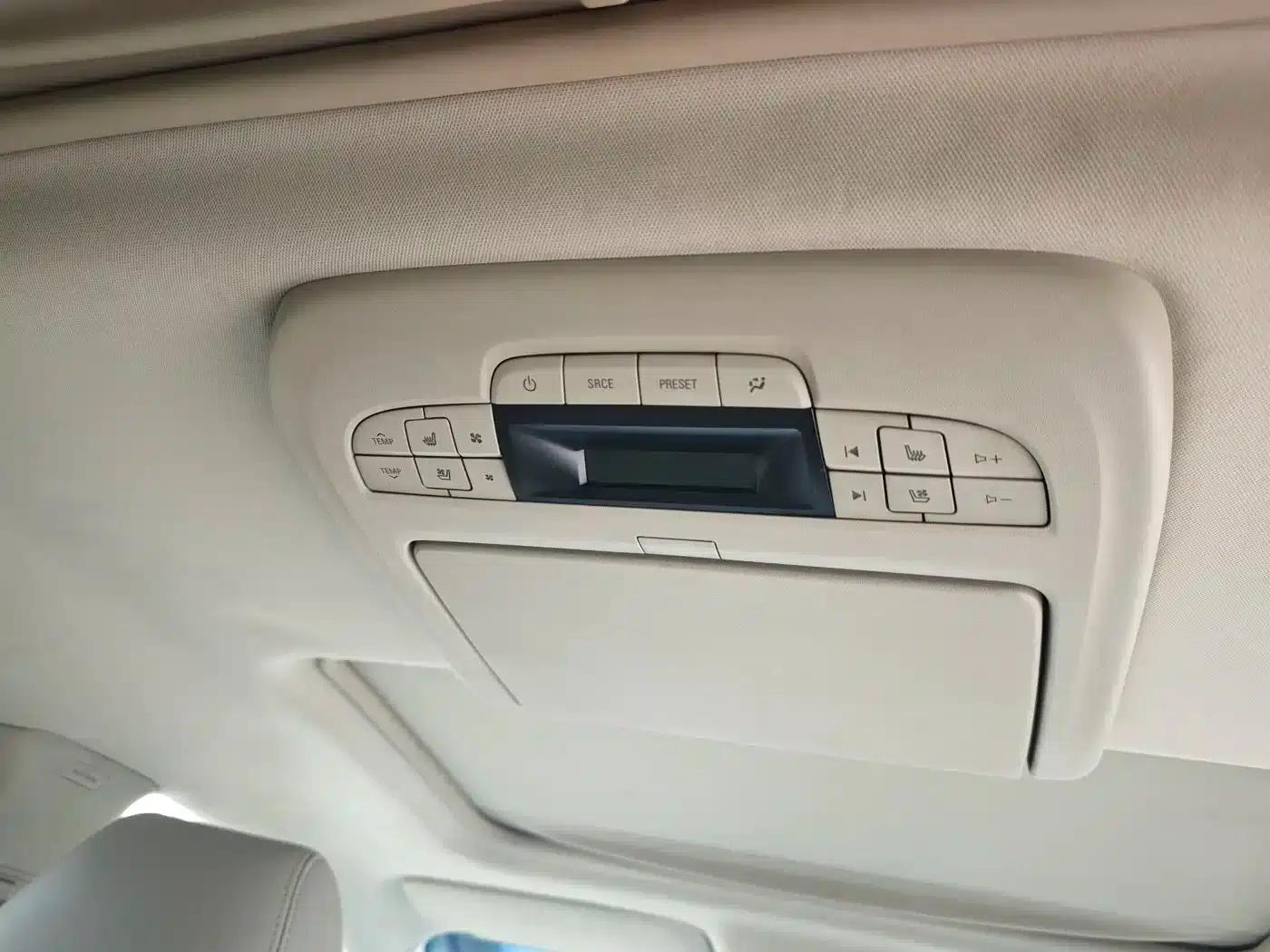 Buick GL8 2013 3.0L XT Luxury Business Flagship Edition — миниатюра 12