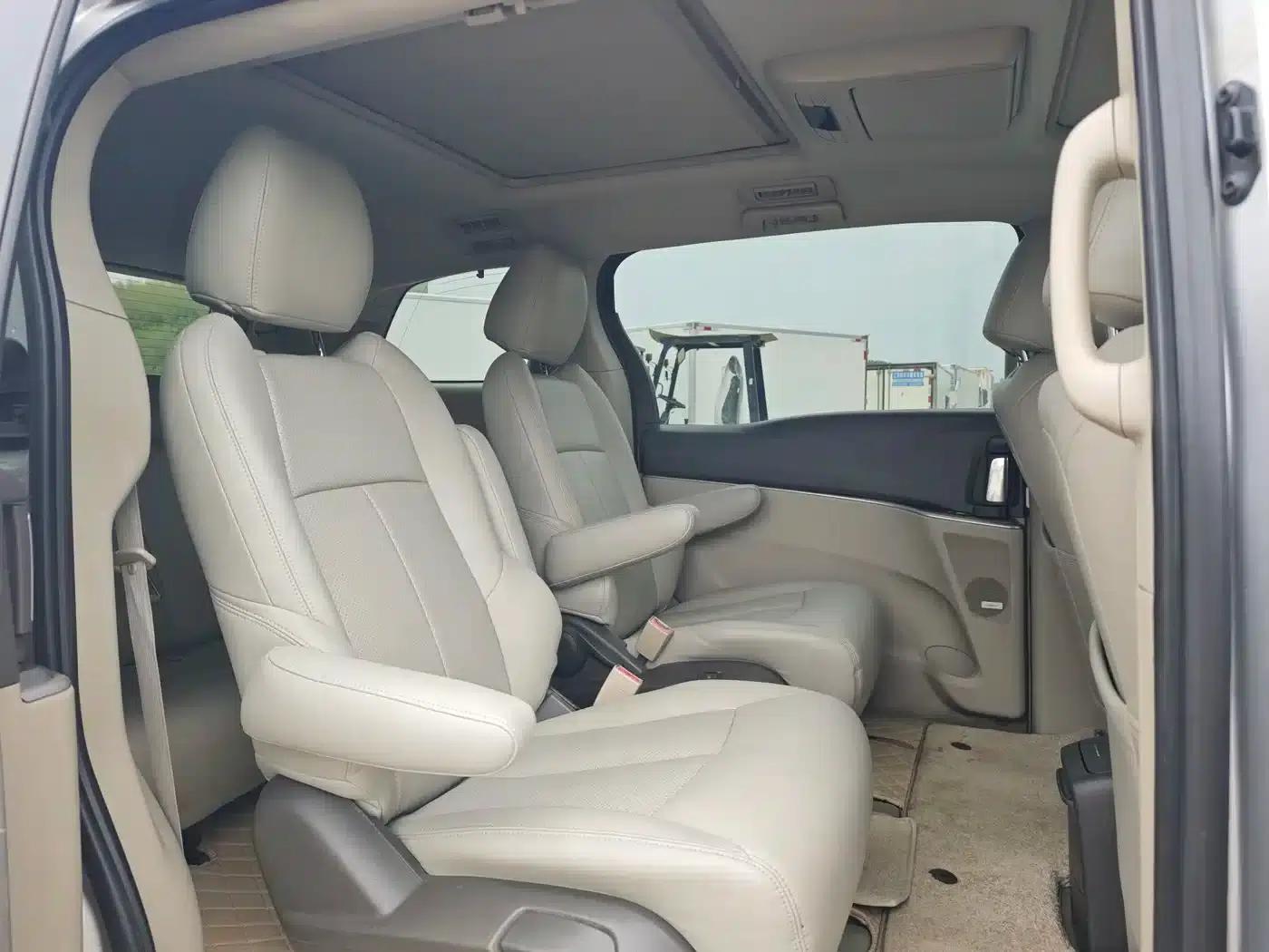 Buick GL8 2013 3.0L XT Luxury Business Flagship Edition — миниатюра 10
