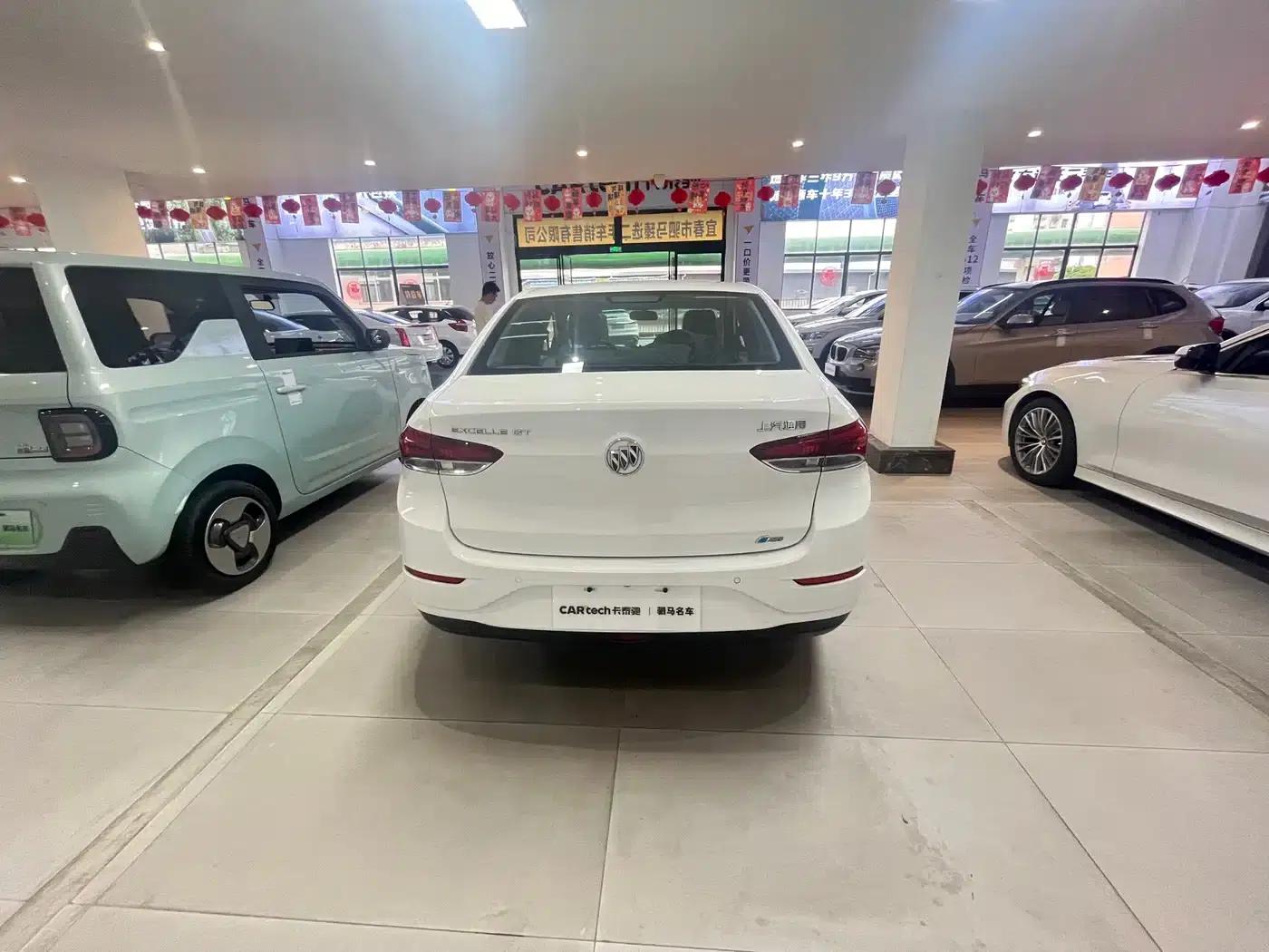 Buick Excelle 2021 Facelift 1.3T Automatic Mild Hybrid Elite — миниатюра 5