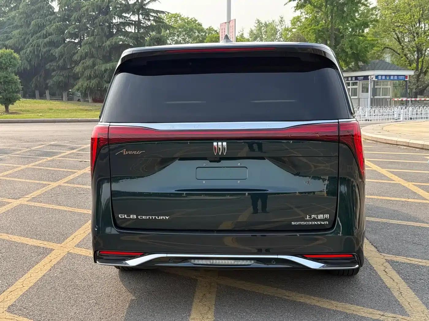 Century 2023 2.0T Four-Seat Private Edition — миниатюра 3