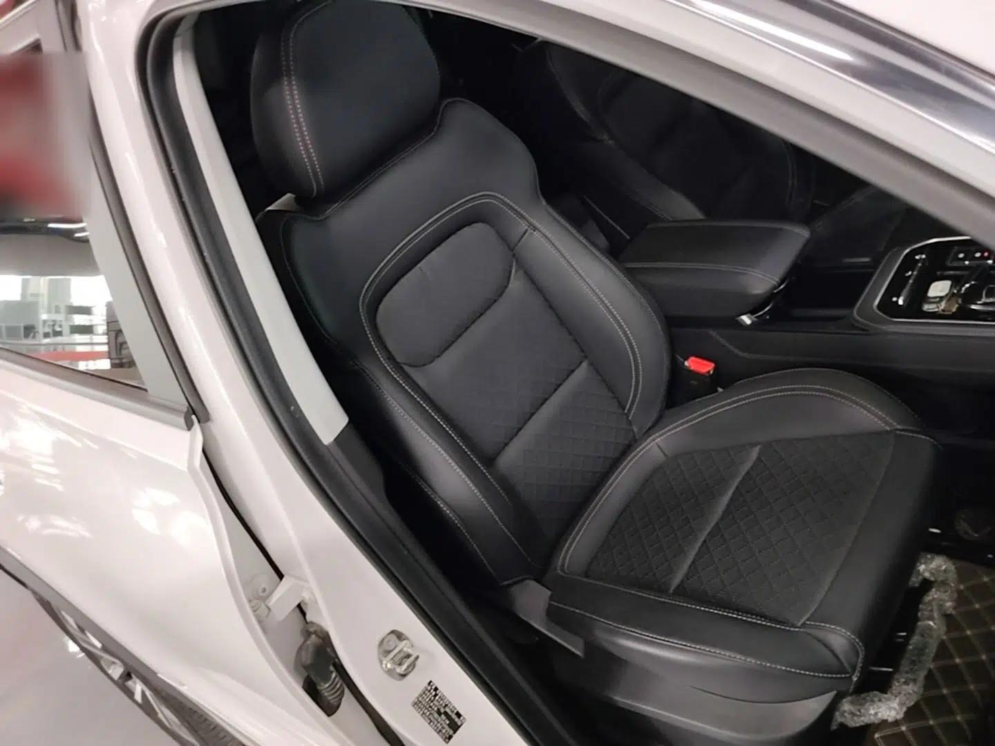 Chery Tiggo 8 2024 Honor Edition 230TCI Automatic Excellence Version 5 Seats — миниатюра 23