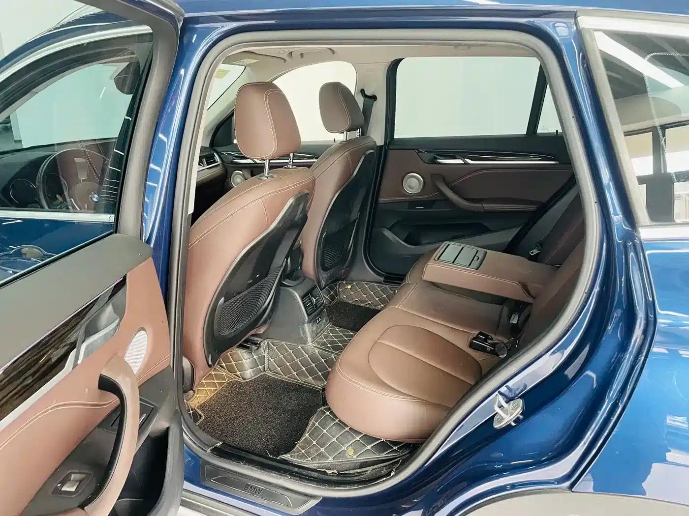 BMW X1 2021 xDrive25Li Premium — миниатюра 11