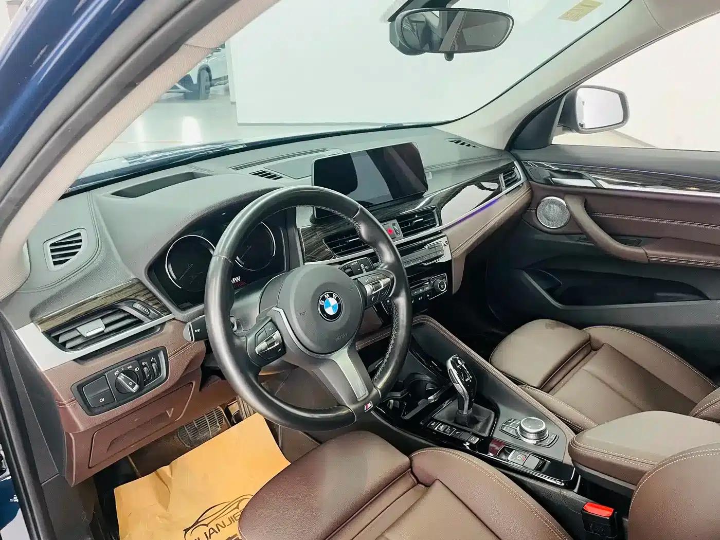 BMW X1 2021 xDrive25Li Premium — миниатюра 6