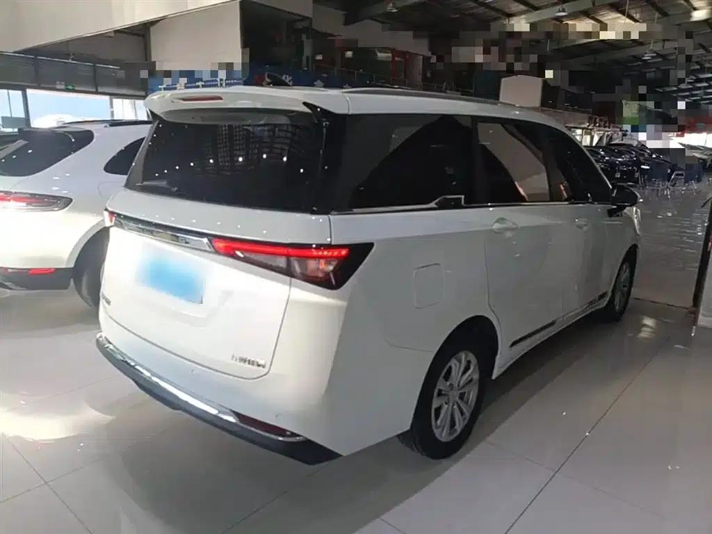 Wuling Jiachen 2022 1.5T CVT Smart Luxury Edition — миниатюра 7