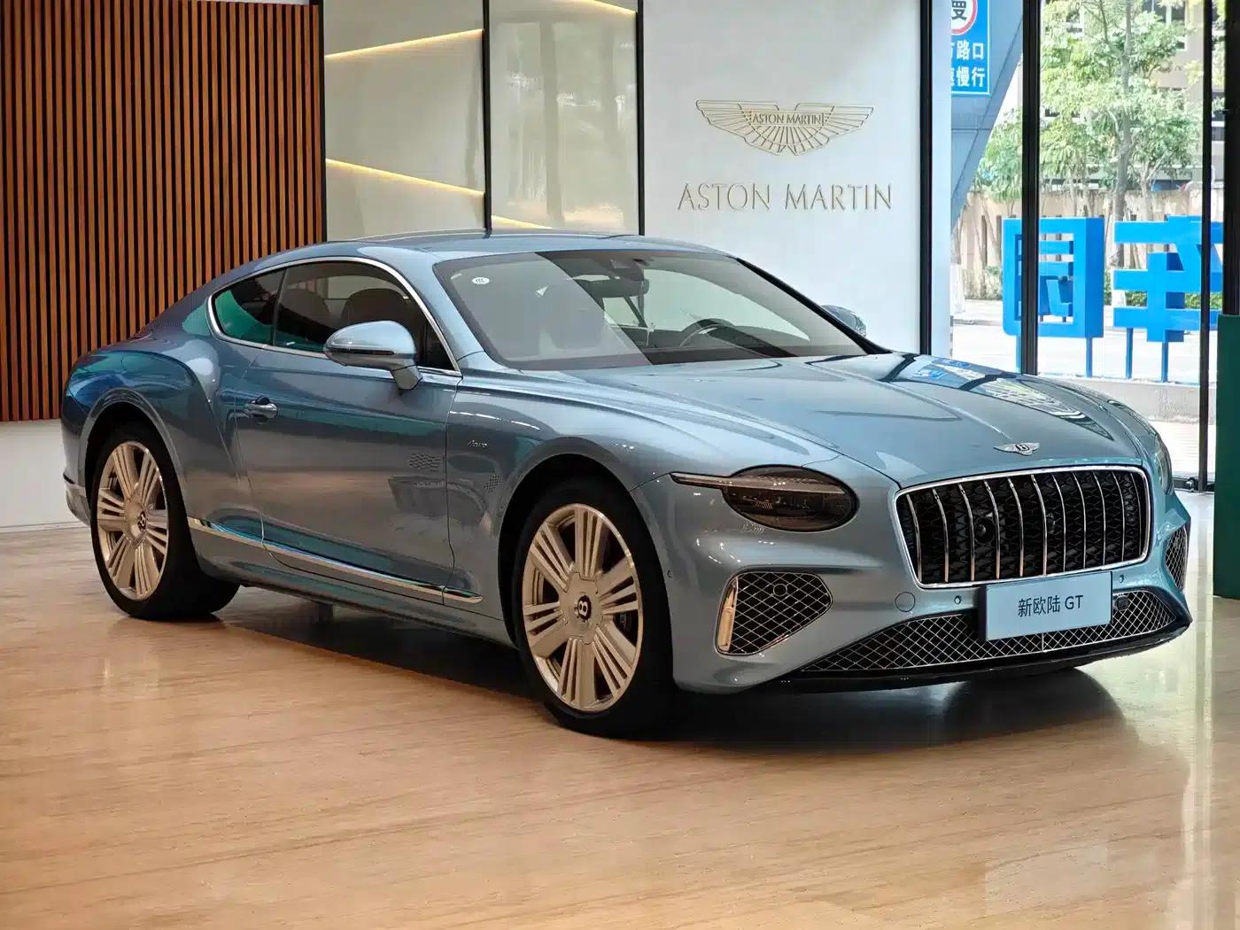 2024 Continental 4.0T GT V8 Elegance Edition — миниатюра 19
