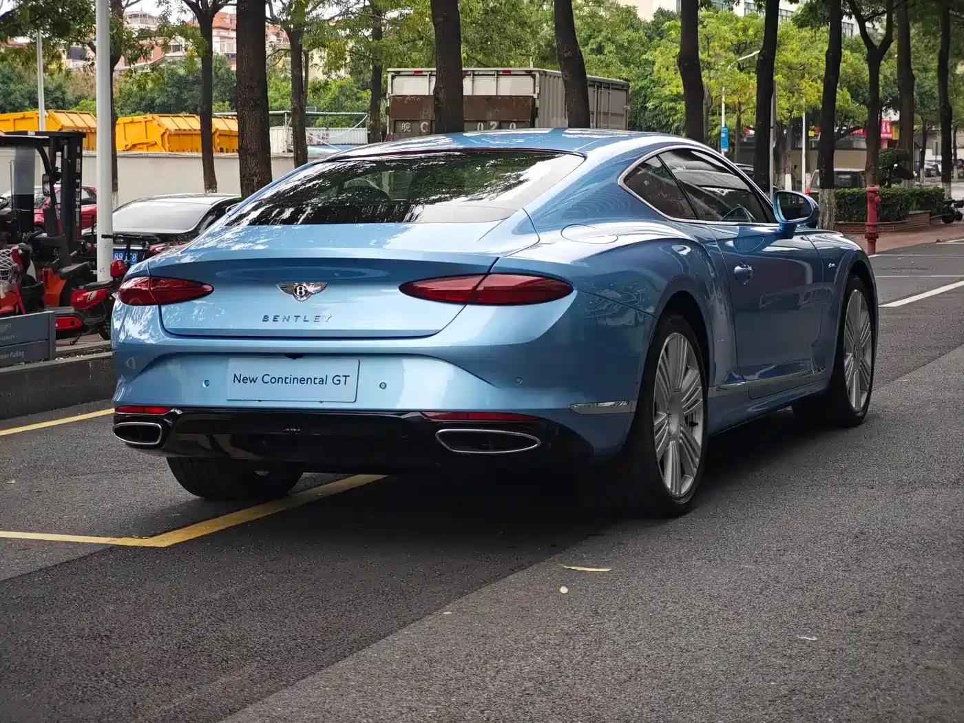 2024 Continental 4.0T GT V8 Elegance Edition — миниатюра 3