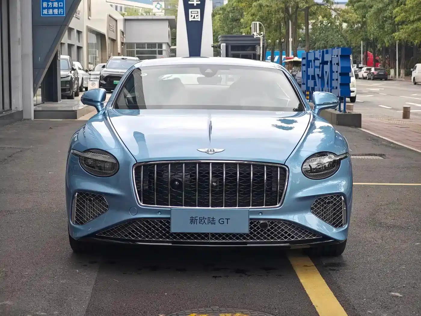 2024 Continental 4.0T GT V8 Elegance Edition — миниатюра 4