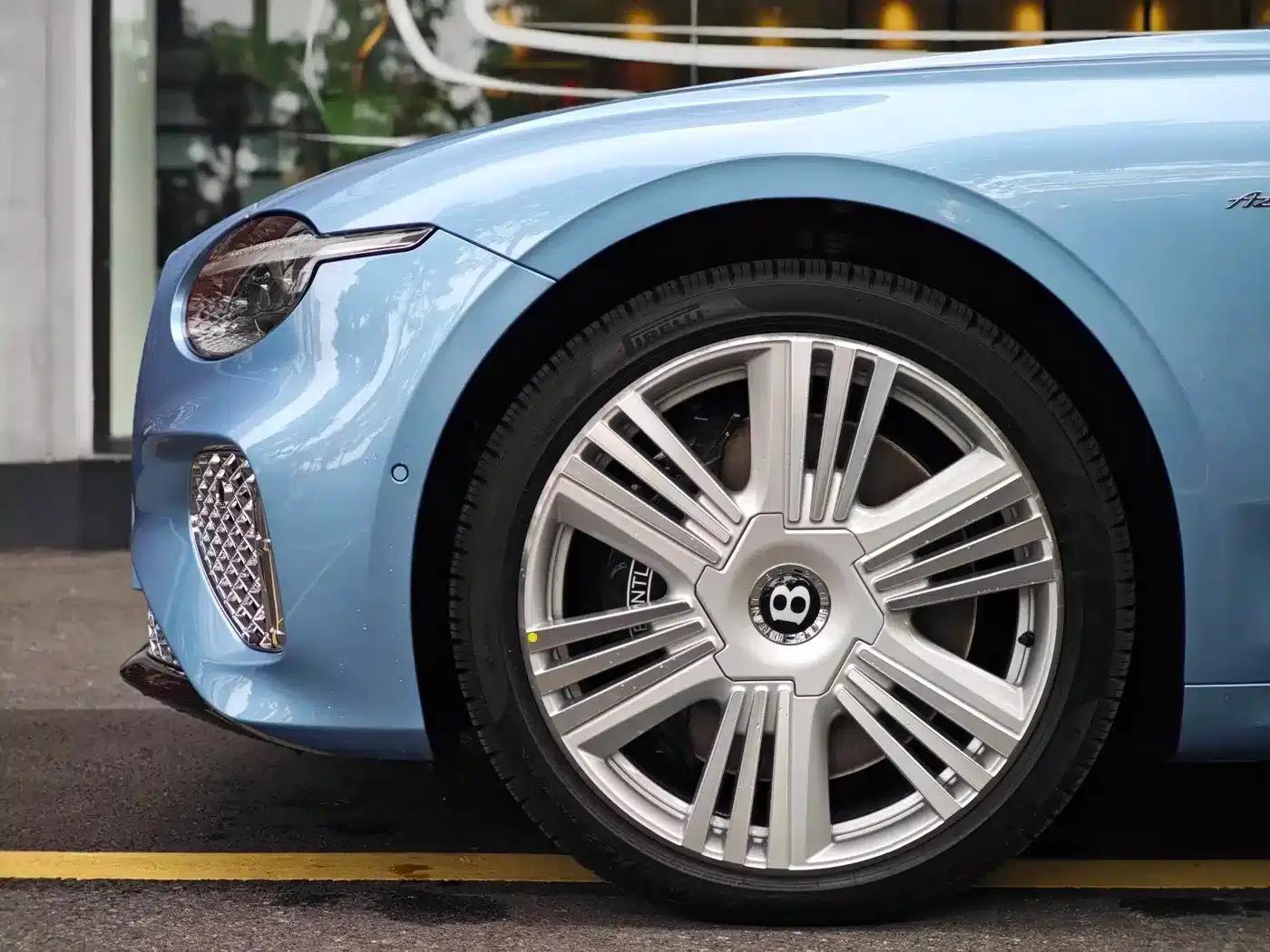 2024 Continental 4.0T GT V8 Elegance Edition — миниатюра 6