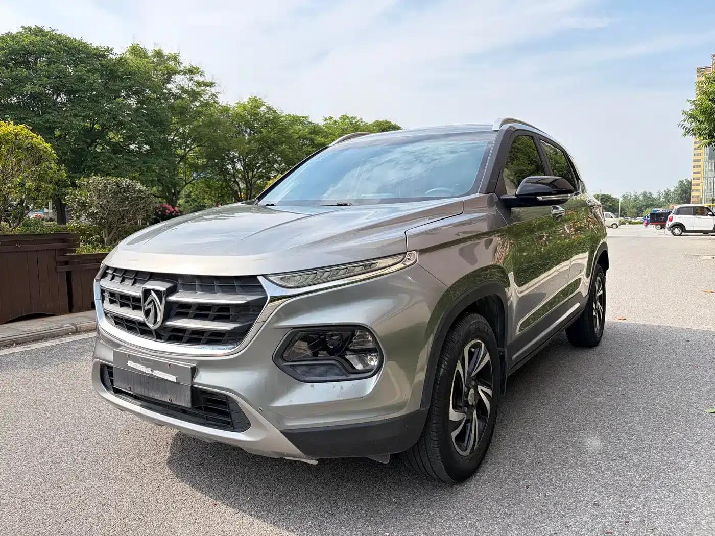 Baojun 510 2017 1.5L Manual Deluxe Edition — миниатюра 1