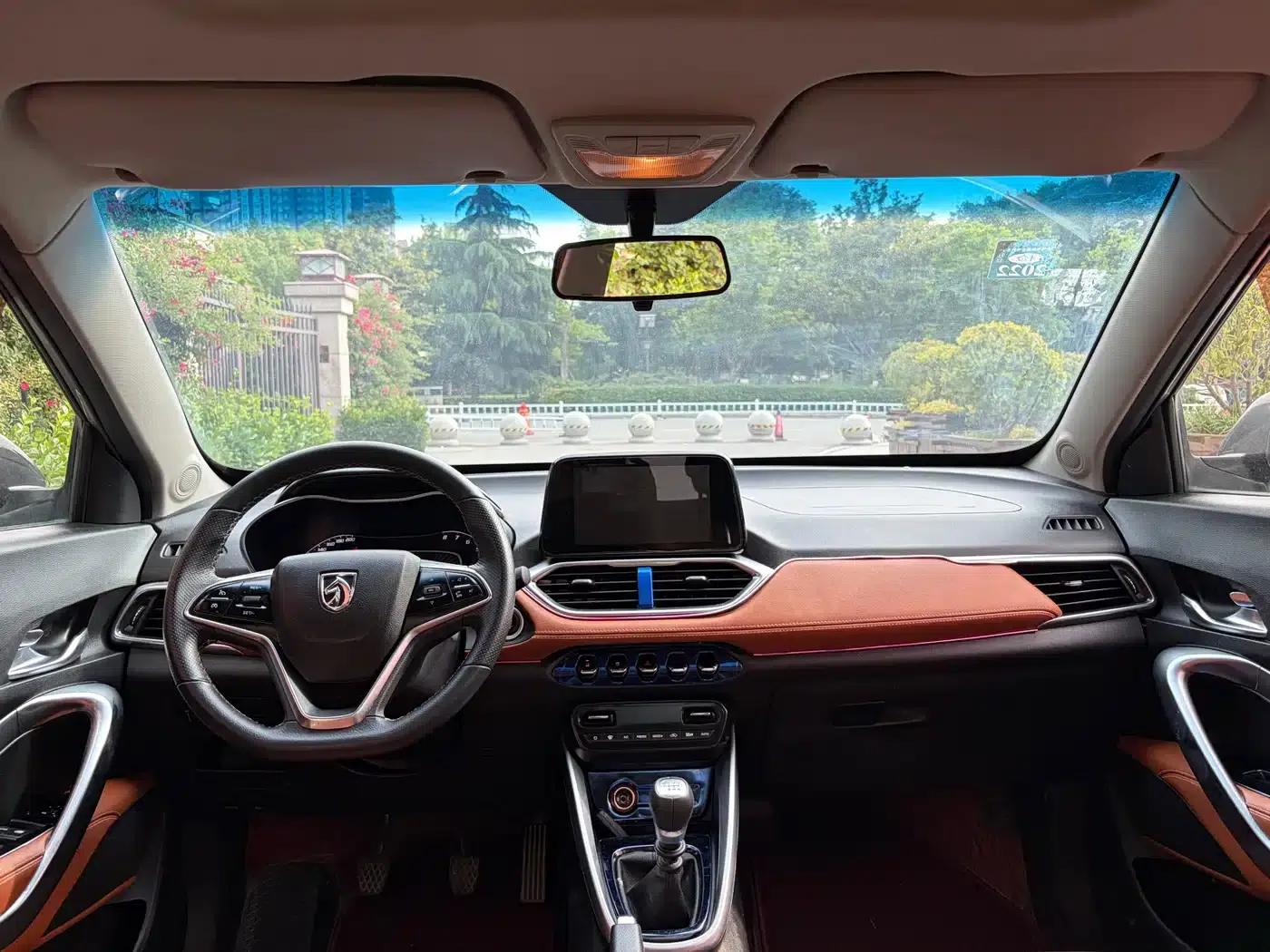 Baojun 510 2017 1.5L Manual Deluxe Edition — миниатюра 7