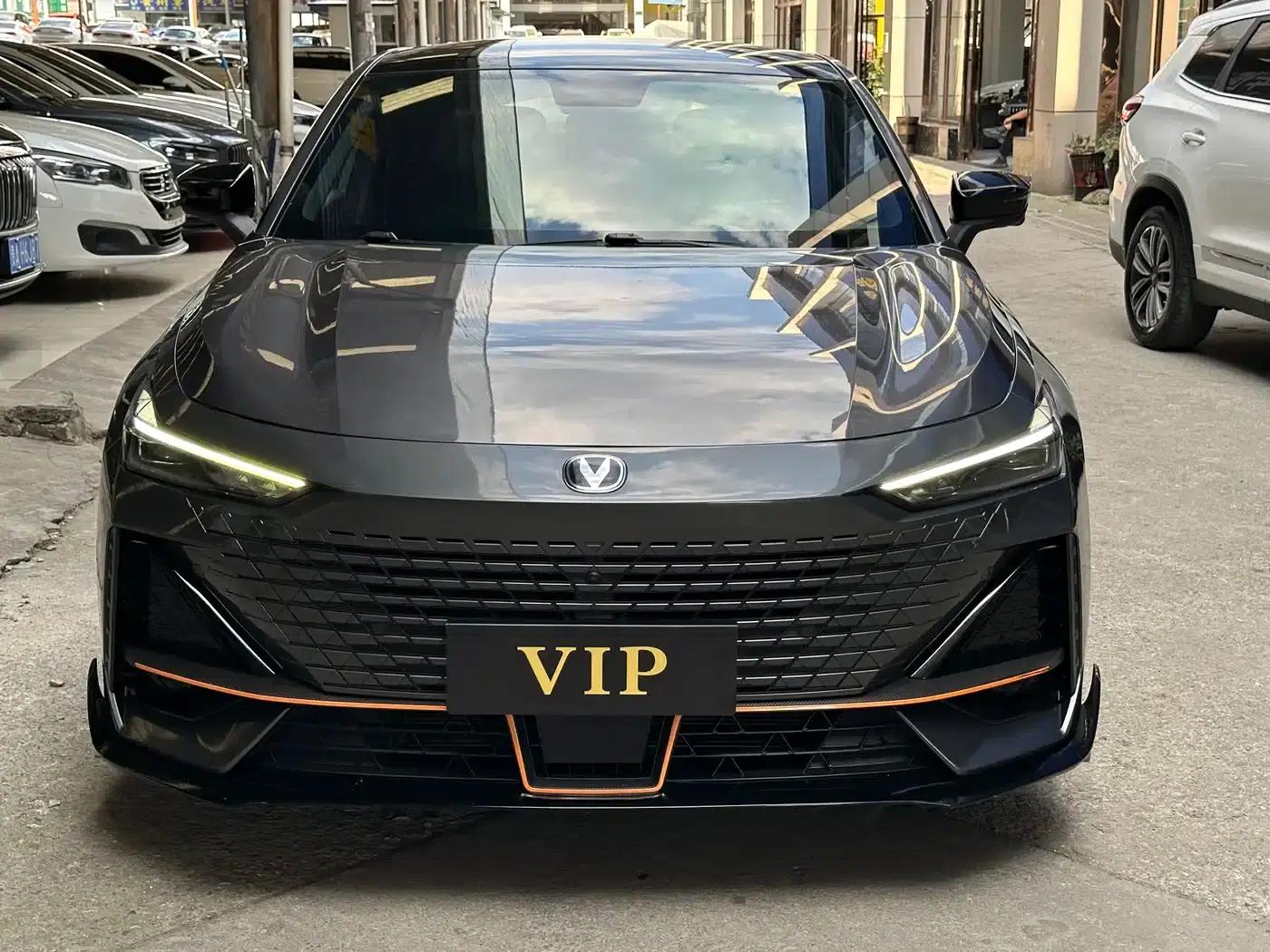 Changan UNI-V 2022 1.5T Sport Edition — миниатюра 2