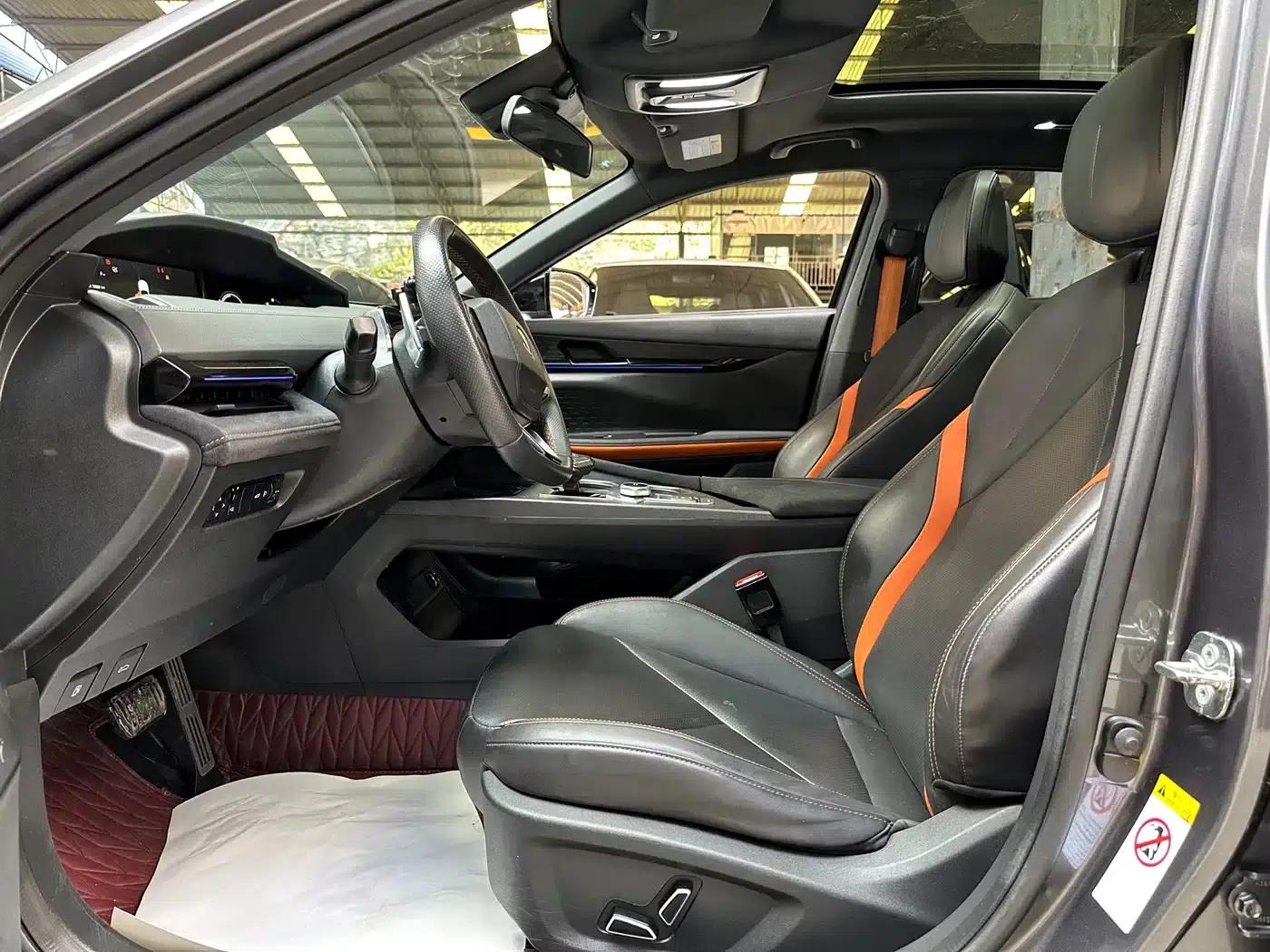 Changan UNI-V 2022 1.5T Sport Edition — миниатюра 4