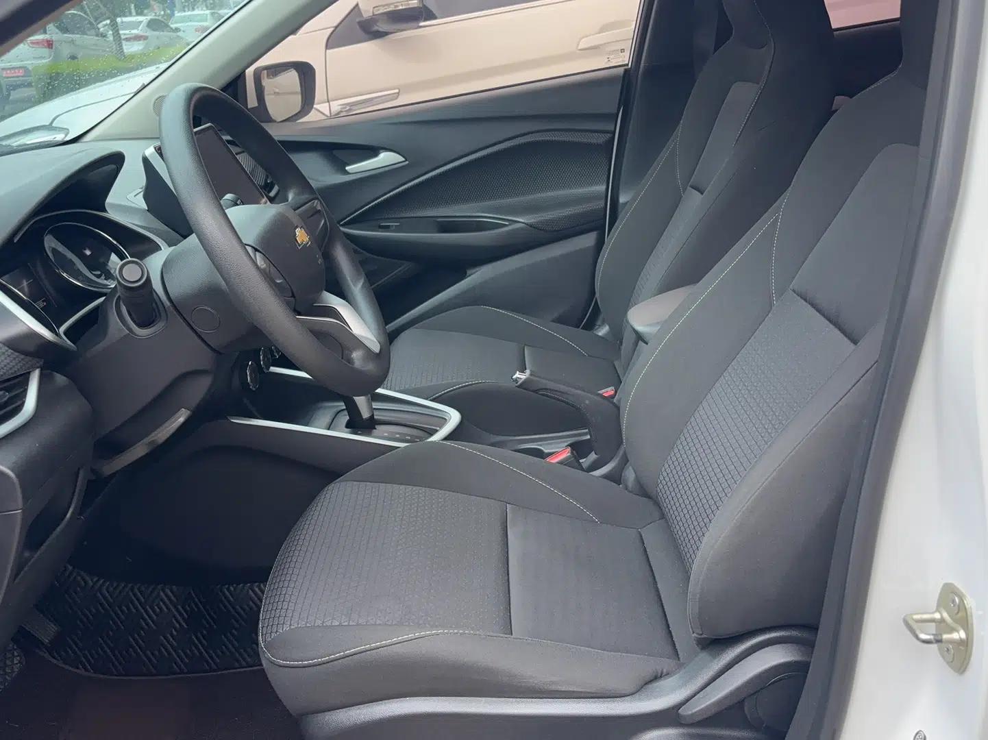 Chevrolet Cavalier 2020 325T Automatic Enjoyment Edition — миниатюра 8