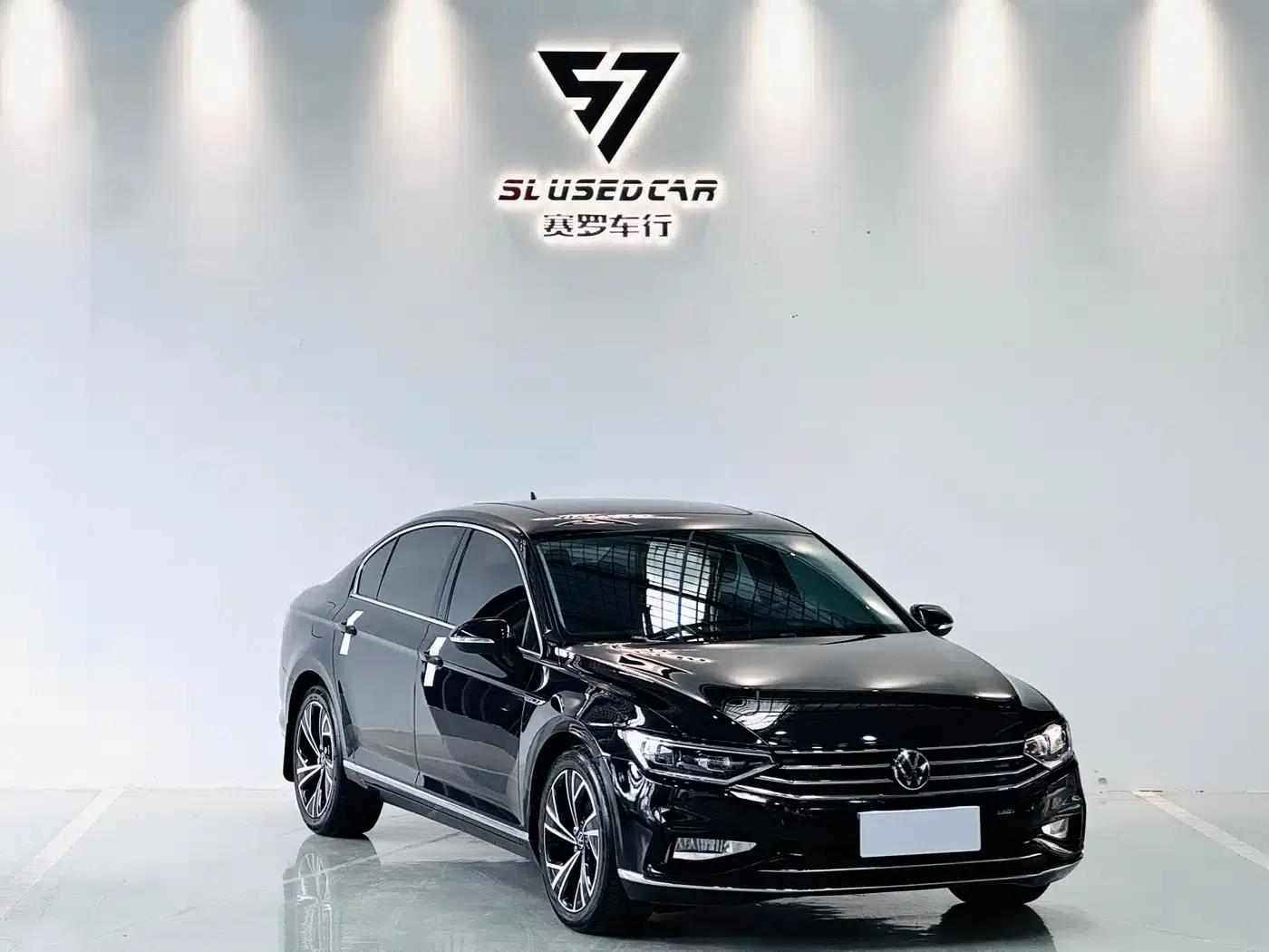 Volkswagen Passat 2021 330TSI DSG 30th Anniversary Edition — миниатюра 3