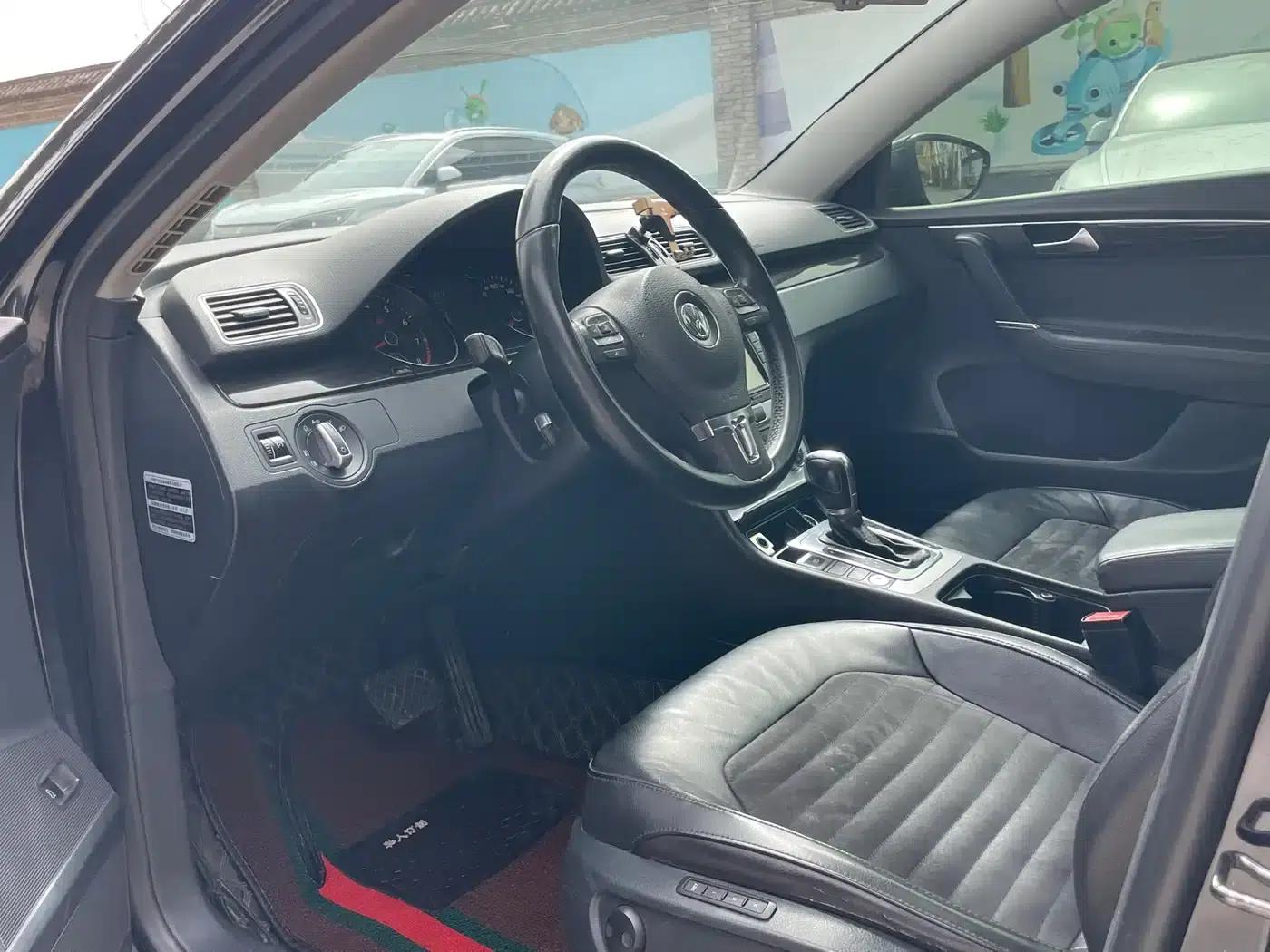 2013 Volkswagen Passat 1.8TSI Premium — миниатюра 7