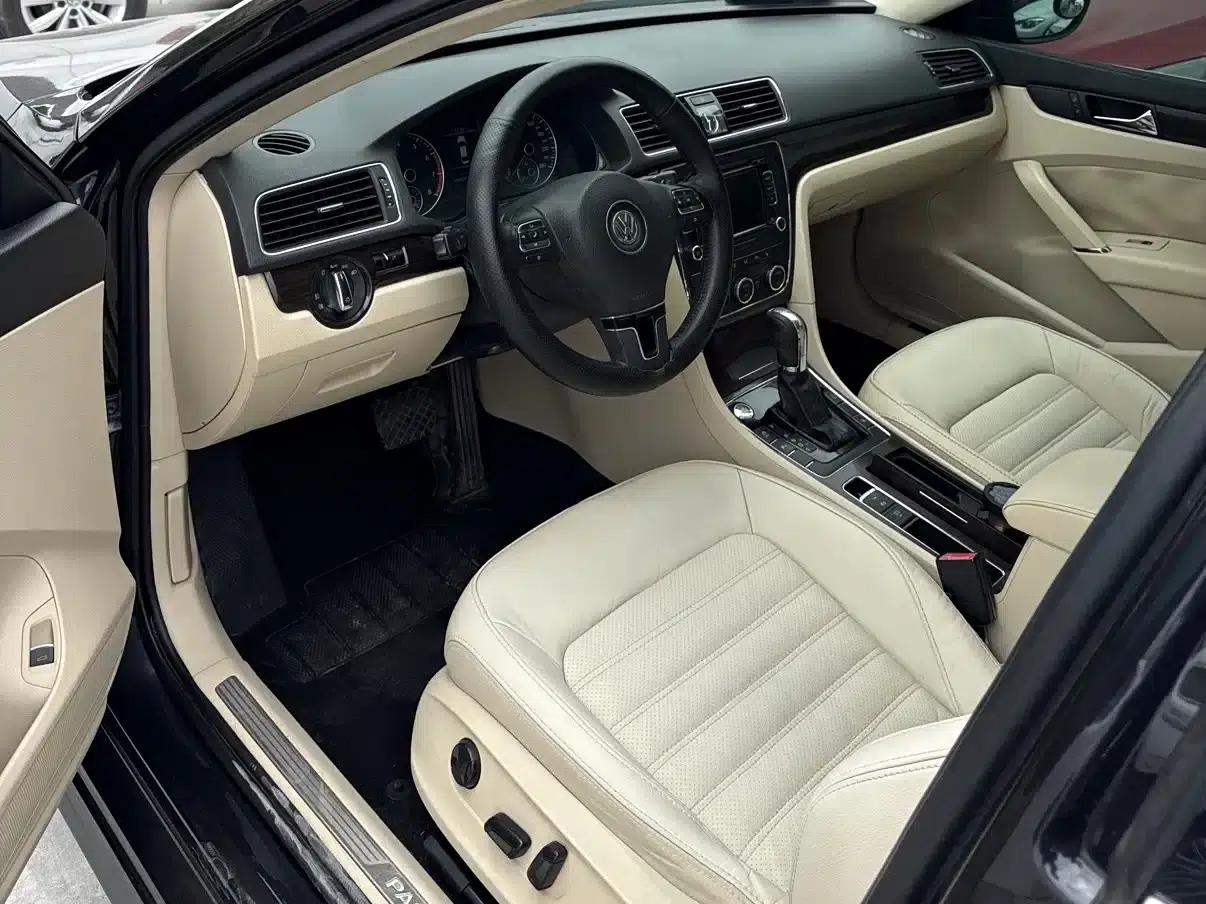 2014 Passat 1.8TSI DSG Royal Edition — миниатюра 7