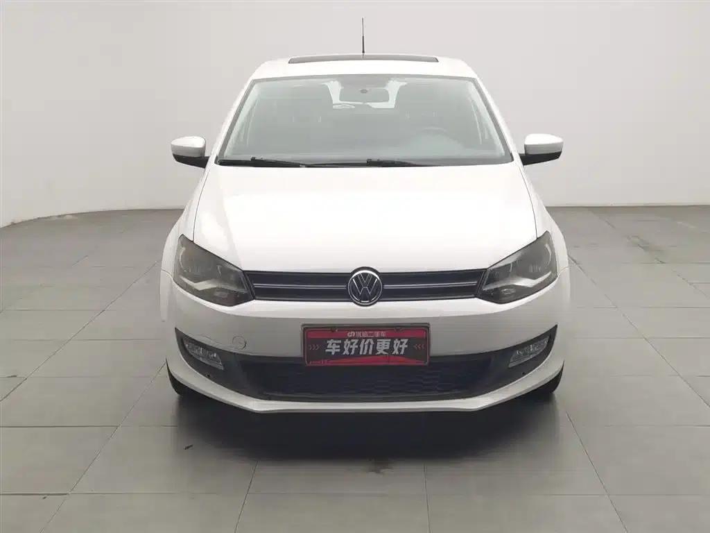 2013 Polo 1.6L Manual Comfort Edition — миниатюра 3