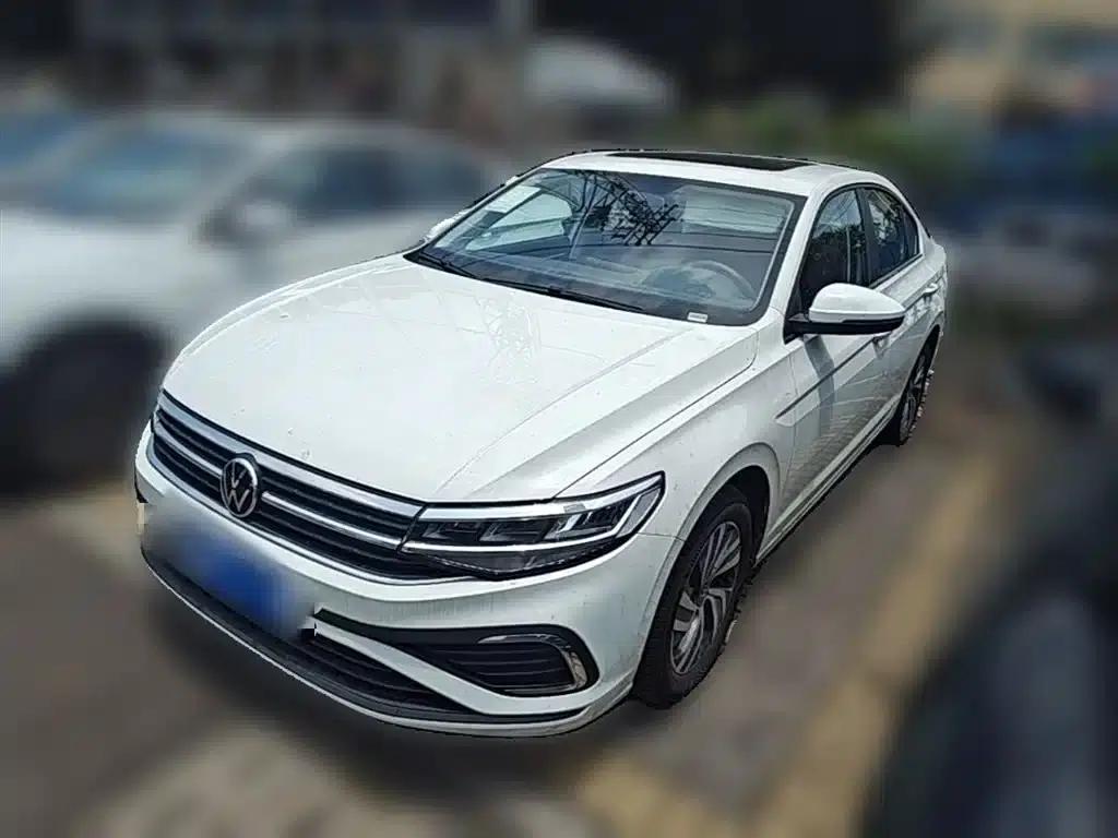 2025 Volkswagen Bora Facelift 200TSI DSG Joyful Navigation Edition — миниатюра 1