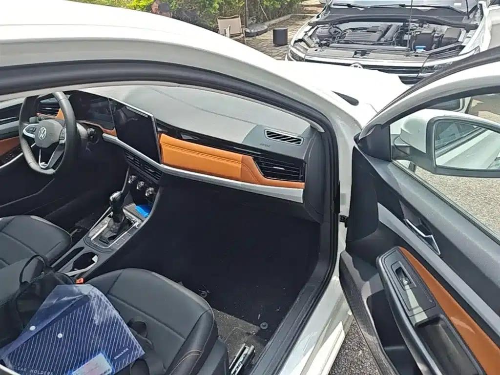 2025 Volkswagen Bora Facelift 200TSI DSG Joyful Navigation Edition — миниатюра 11