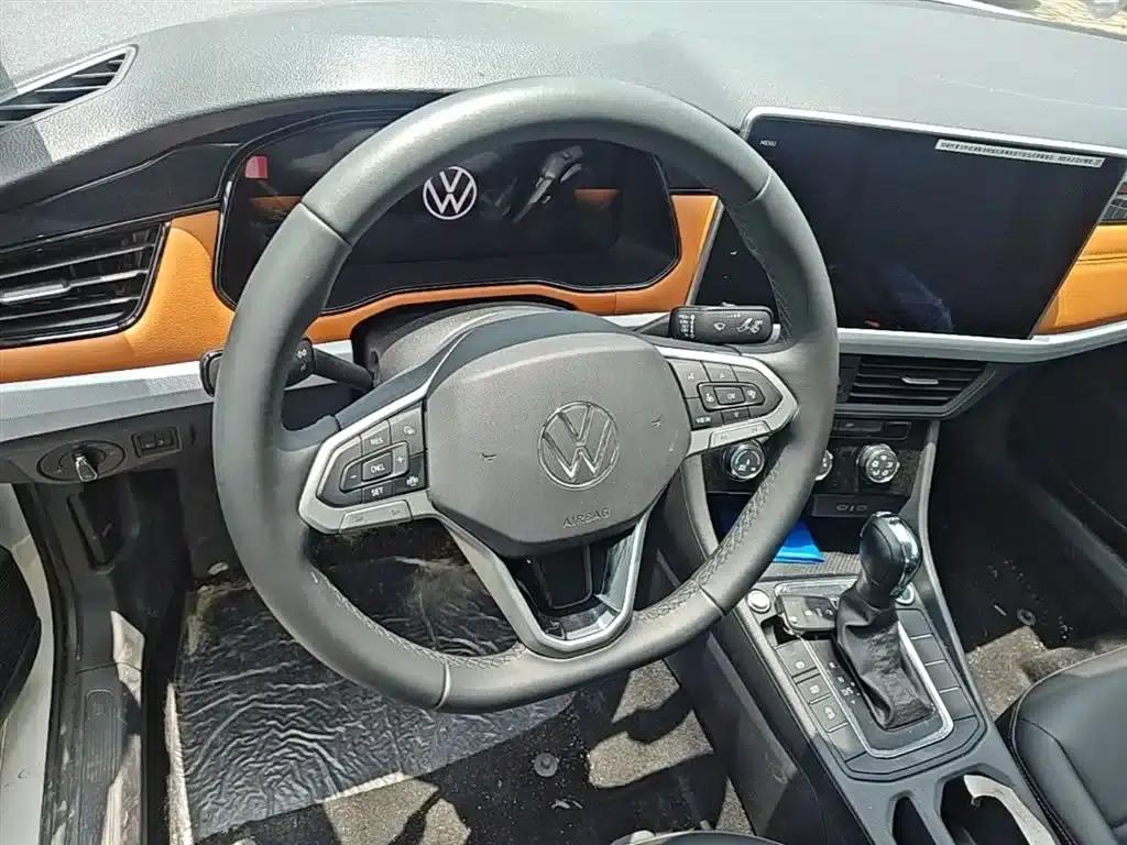 2025 Volkswagen Bora Facelift 200TSI DSG Joyful Navigation Edition — миниатюра 17