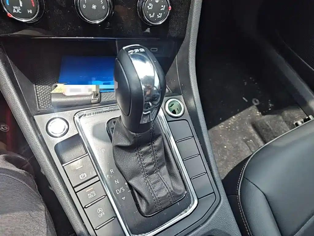 2025 Volkswagen Bora Facelift 200TSI DSG Joyful Navigation Edition — миниатюра 21