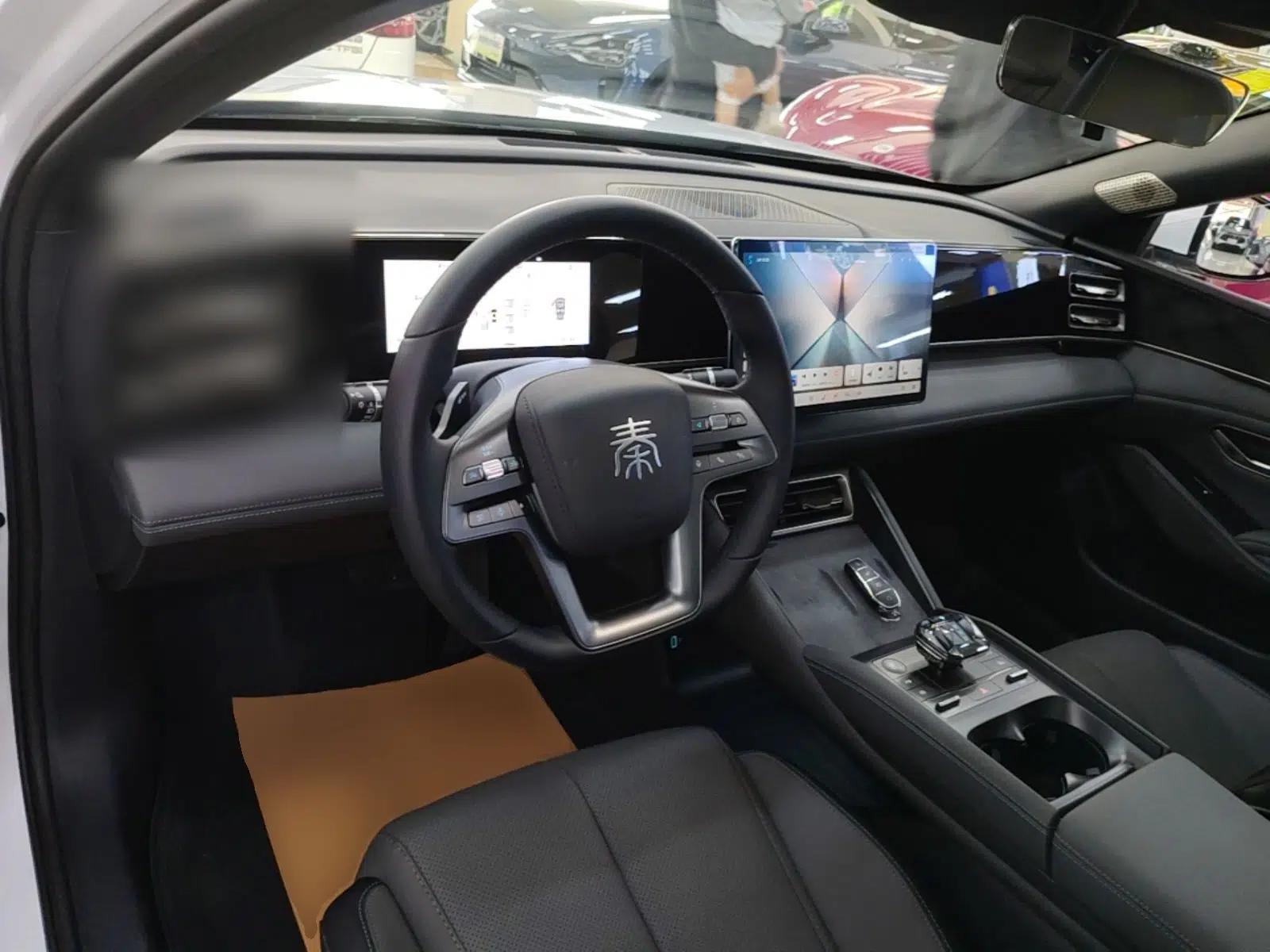 BYD Qin L 2025 DM-i Smart Drive 120KM Superior Model — миниатюра 13