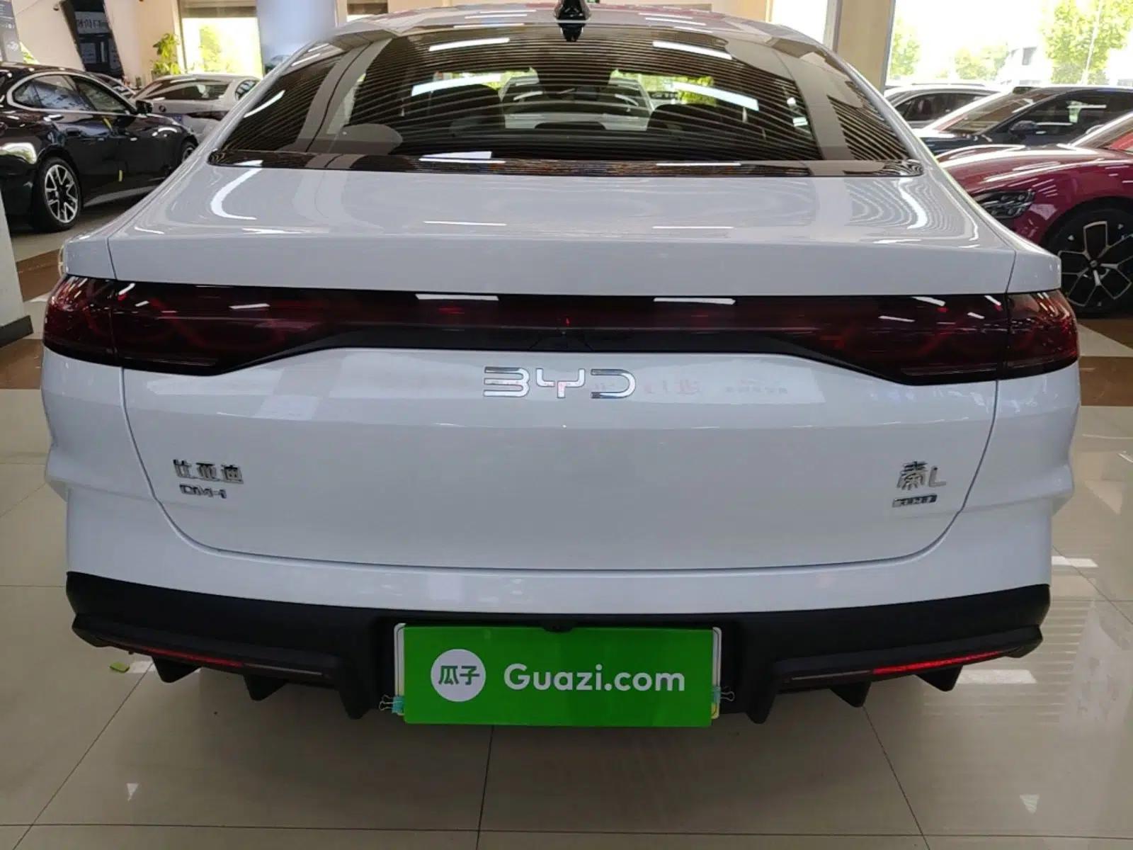 BYD Qin L 2025 DM-i Smart Drive 120KM Superior Model — миниатюра 5