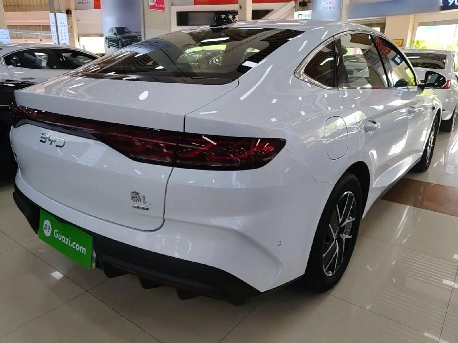 BYD Qin L 2025 DM-i Smart Drive 120KM Superior Model — миниатюра 6