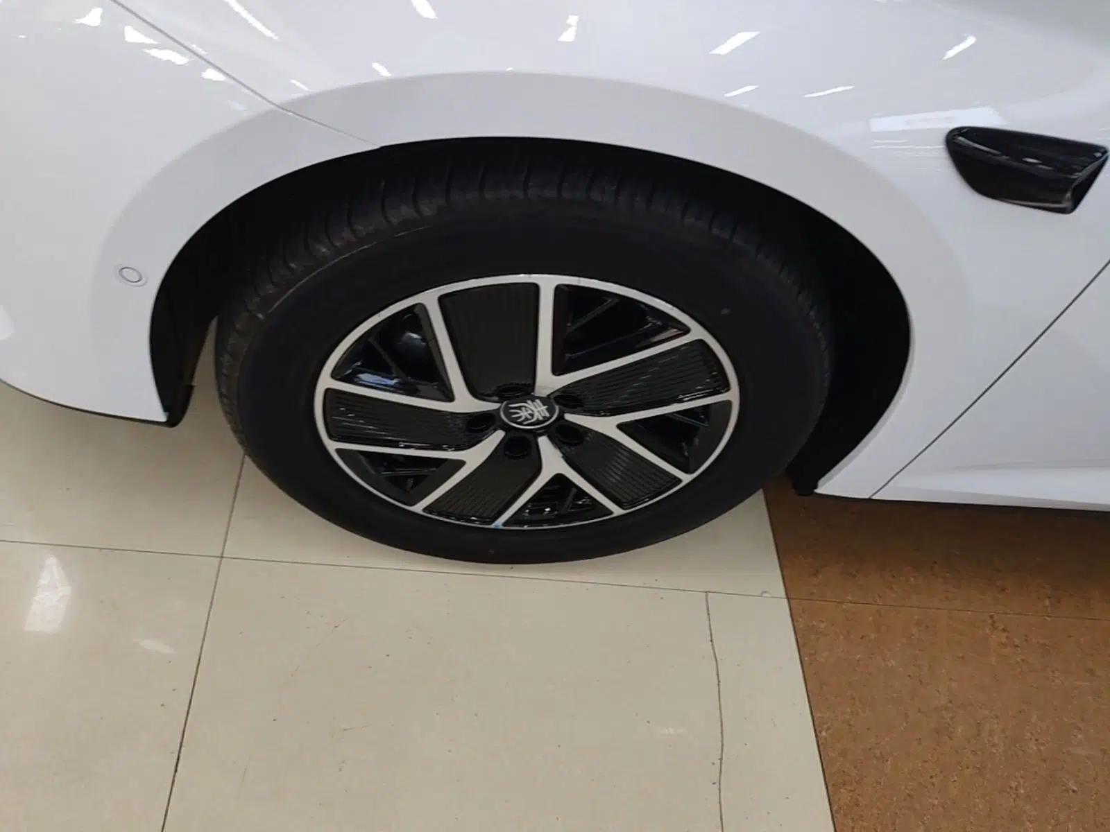BYD Qin L 2025 DM-i Smart Drive 120KM Superior Model — миниатюра 8