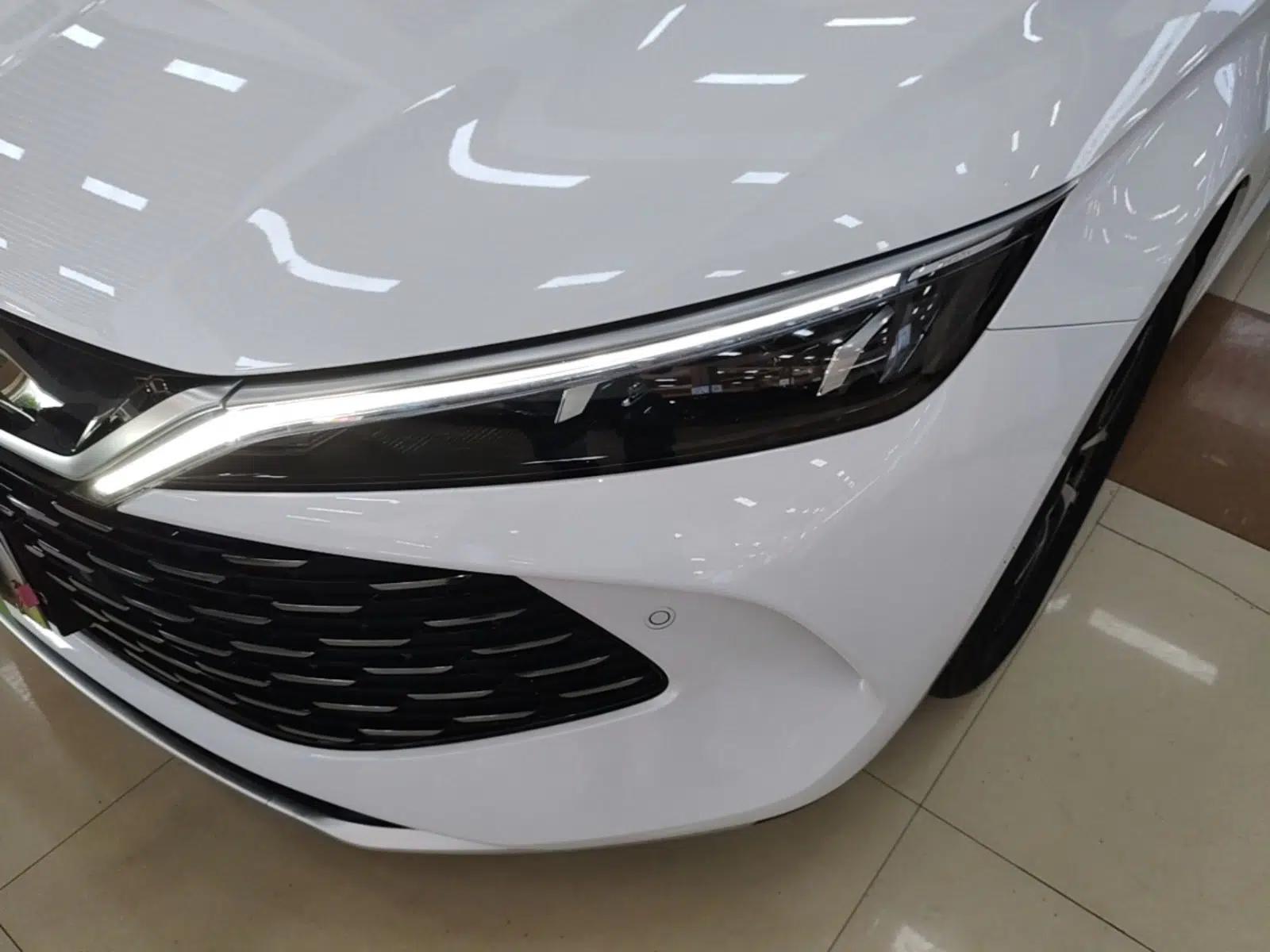 BYD Qin L 2025 DM-i Smart Drive 120KM Superior Model — миниатюра 9
