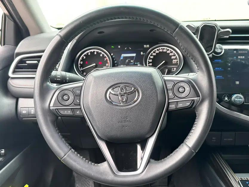Toyota Camry 2019 Revised Version 2.0G Luxury Edition — миниатюра 25