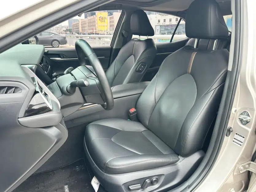 Toyota Camry 2019 Revised Version 2.0G Luxury Edition — миниатюра 26