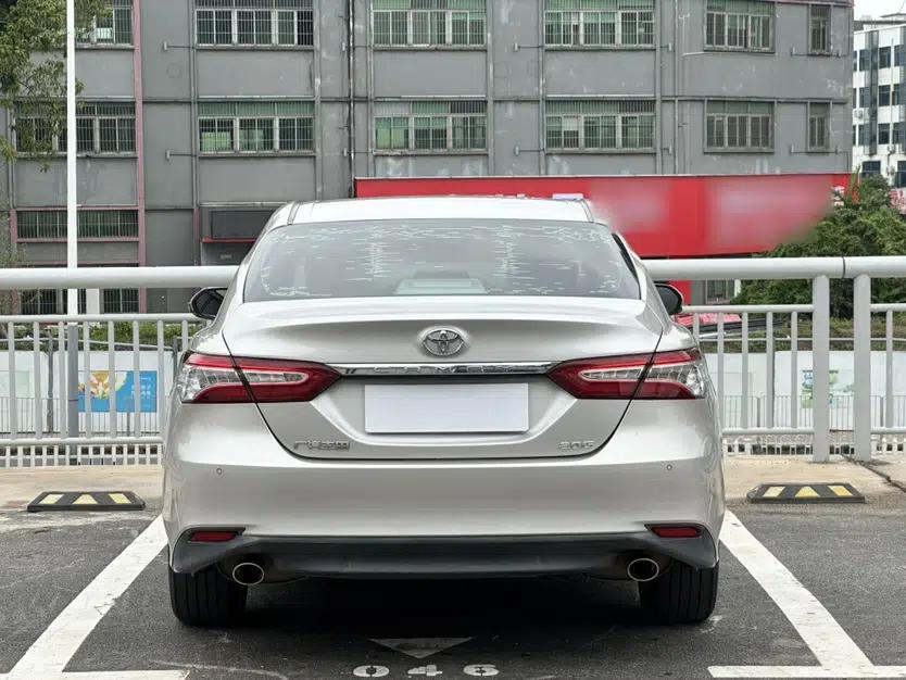 Toyota Camry 2019 Revised Version 2.0G Luxury Edition — миниатюра 7