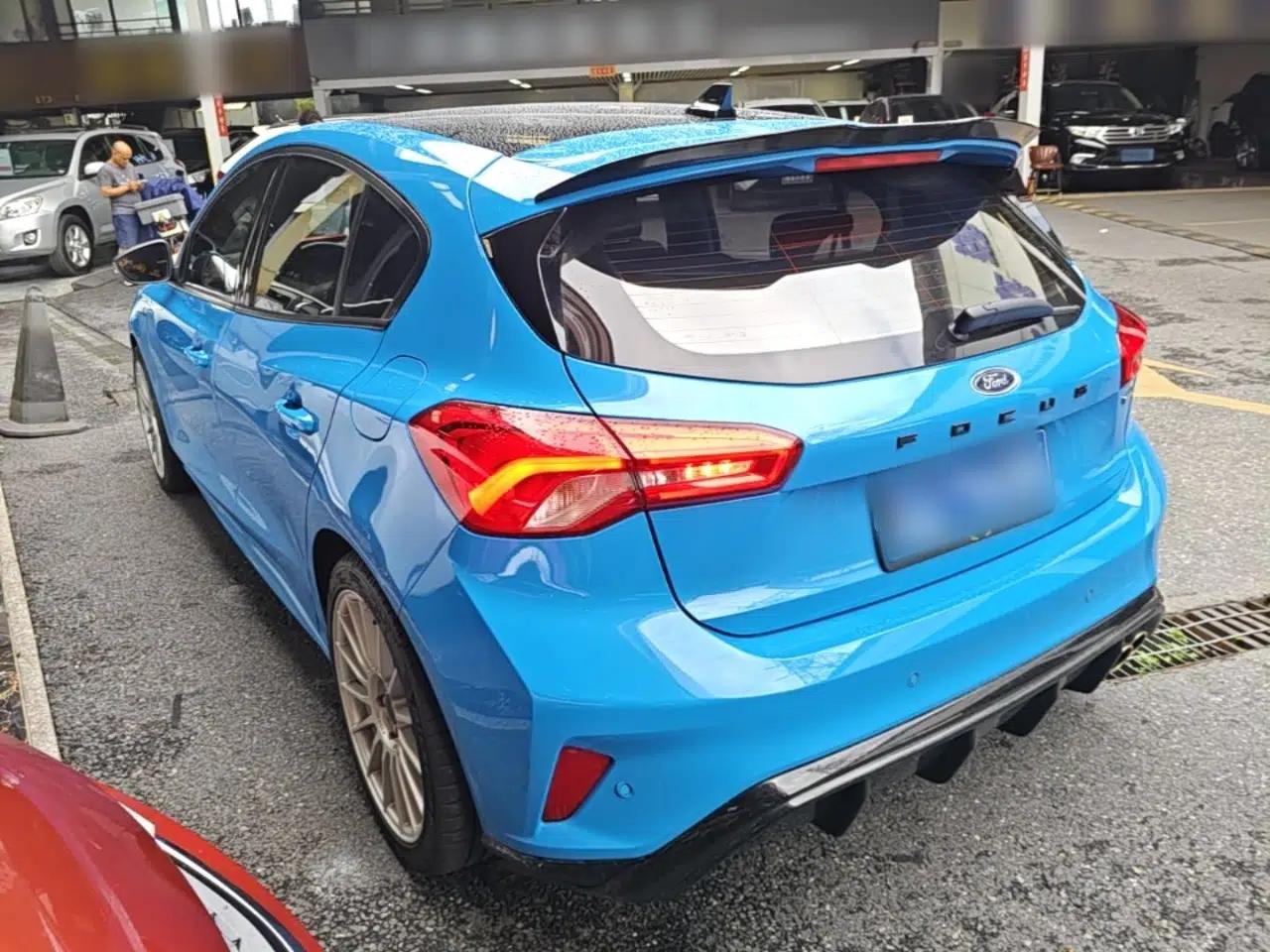 Ford Focus 2022 Hatchback EcoBoost 180 Automatic ST Line — миниатюра 4