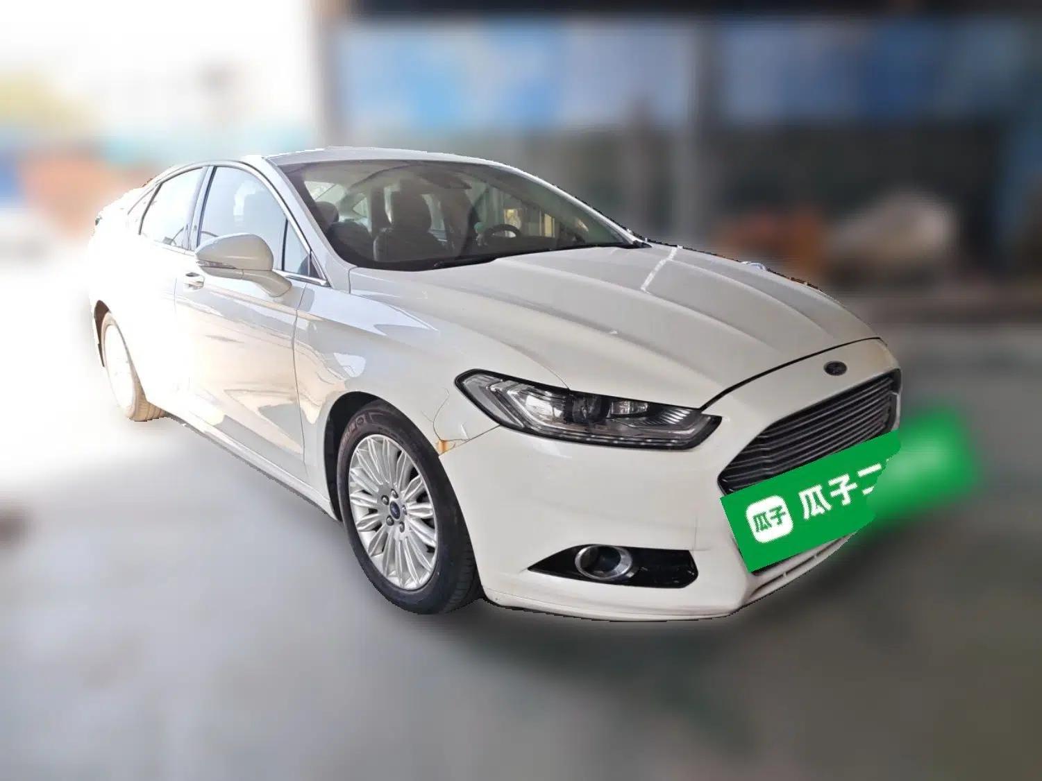 Ford Mondeo 2013 2.0L GTDi 200 Luxury Model — миниатюра 3