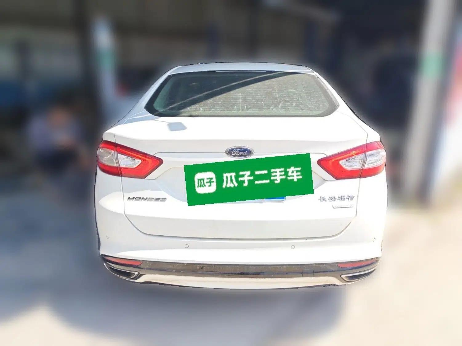 Ford Mondeo 2013 2.0L GTDi 200 Luxury Model — миниатюра 5