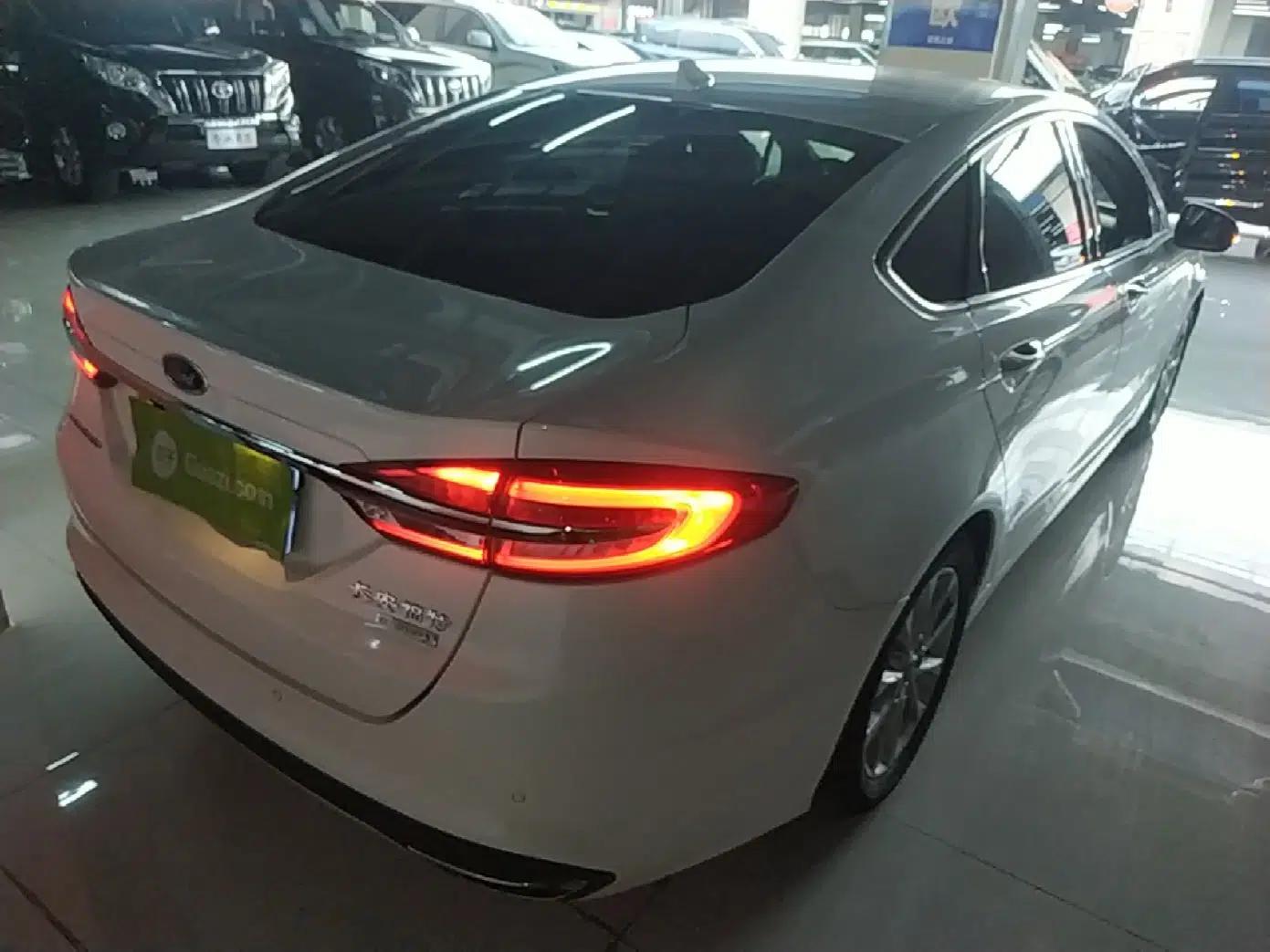 Ford Mondeo 2017 EcoBoost 180 Stylish Model — миниатюра 6