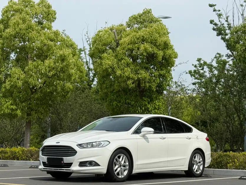 Ford Mondeo 2013 1.5L GTDi180 Fashion Edition — миниатюра 1