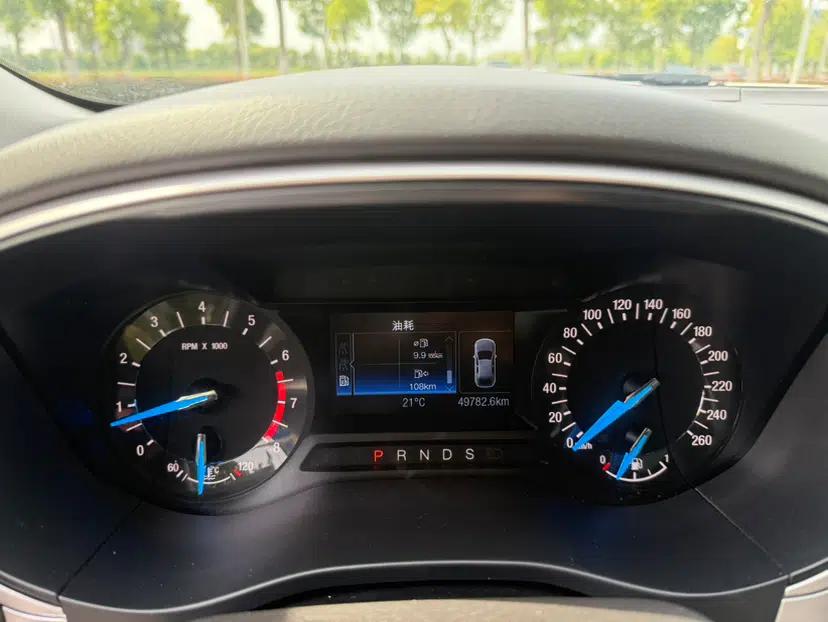 Ford Mondeo 2013 1.5L GTDi180 Fashion Edition — миниатюра 16