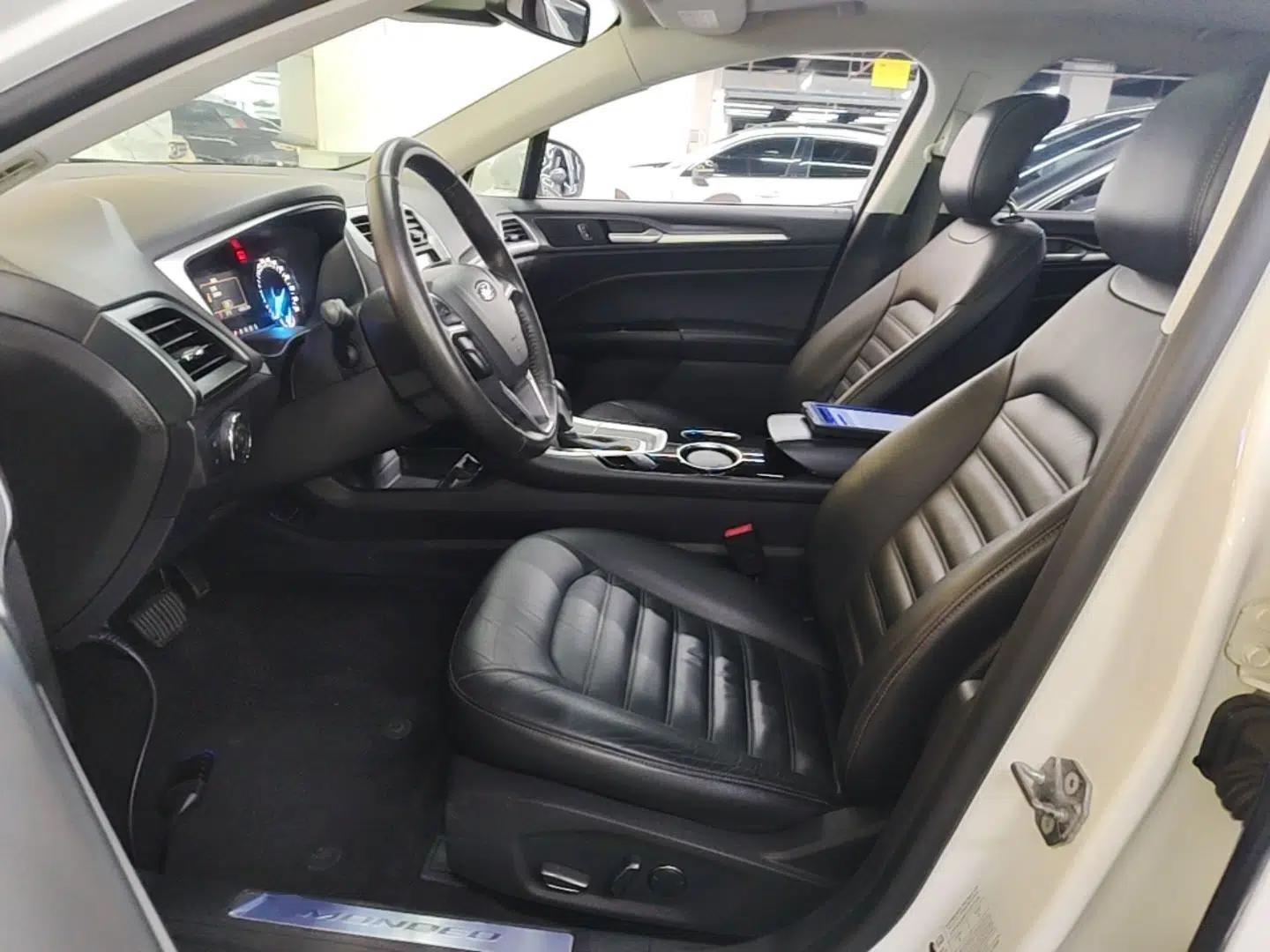 Ford Mondeo 2013 1.5L GTDi180 Fashion Edition — миниатюра 19